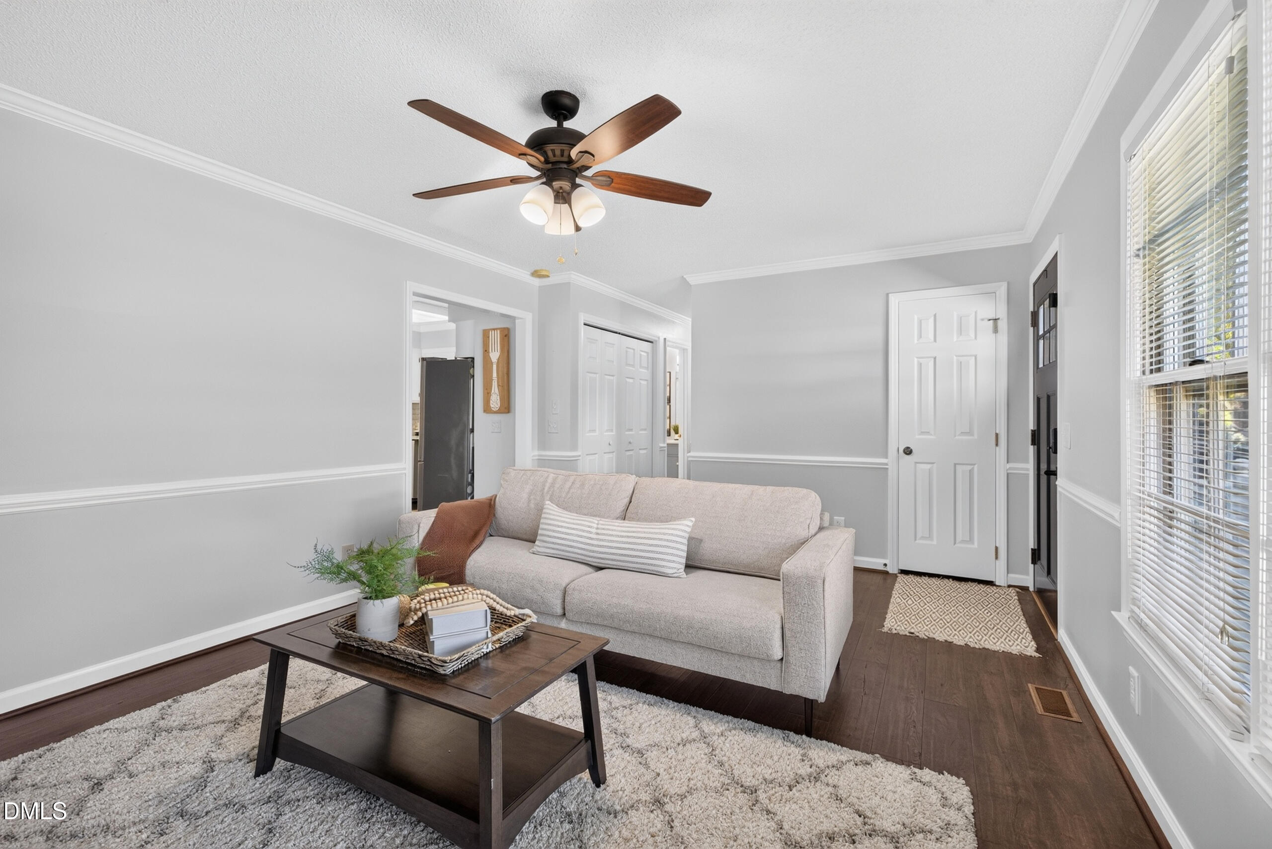 8609 Manns Loop Road Property Photo 12