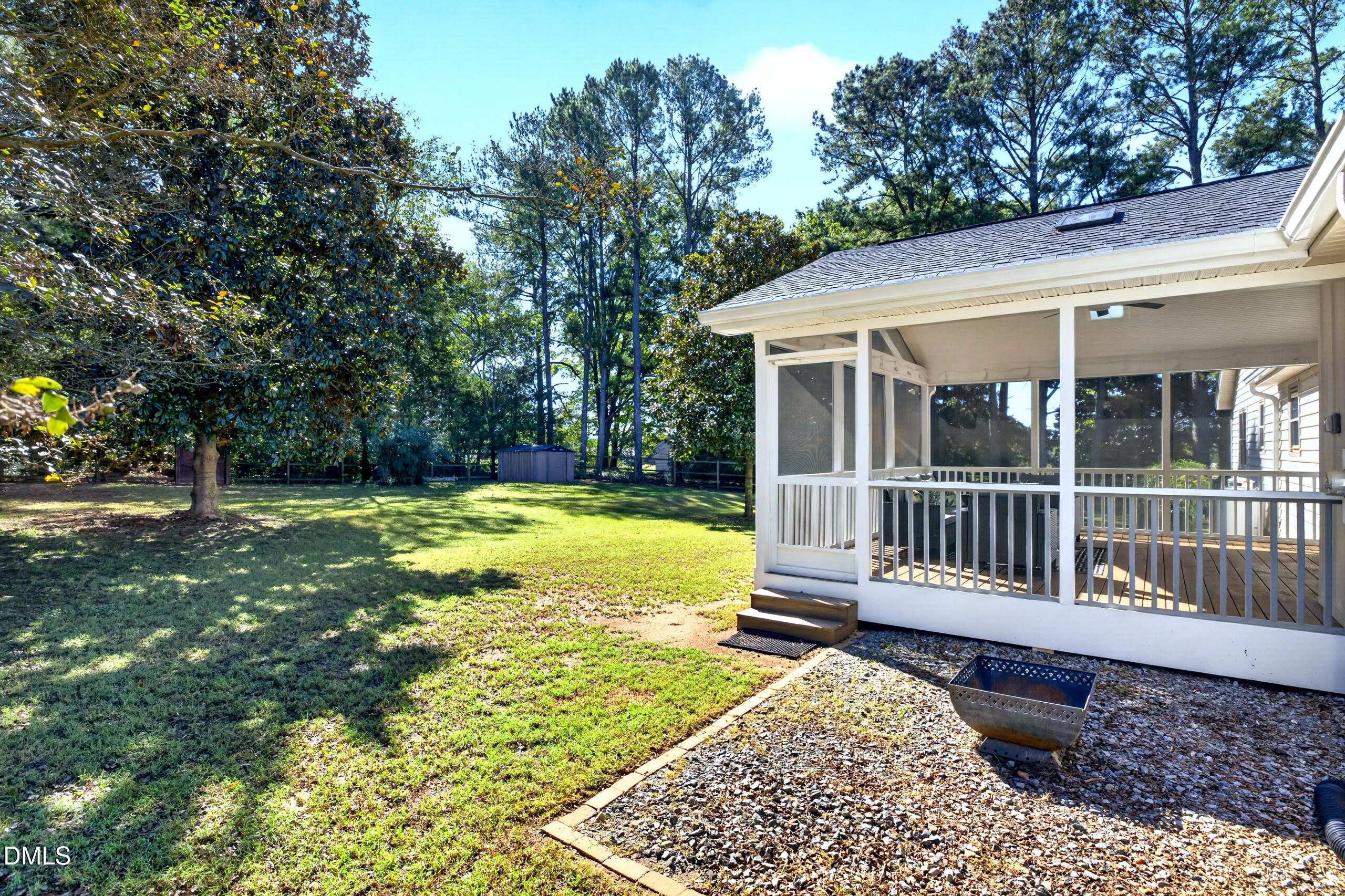 8609 Manns Loop Road Property Photo 57