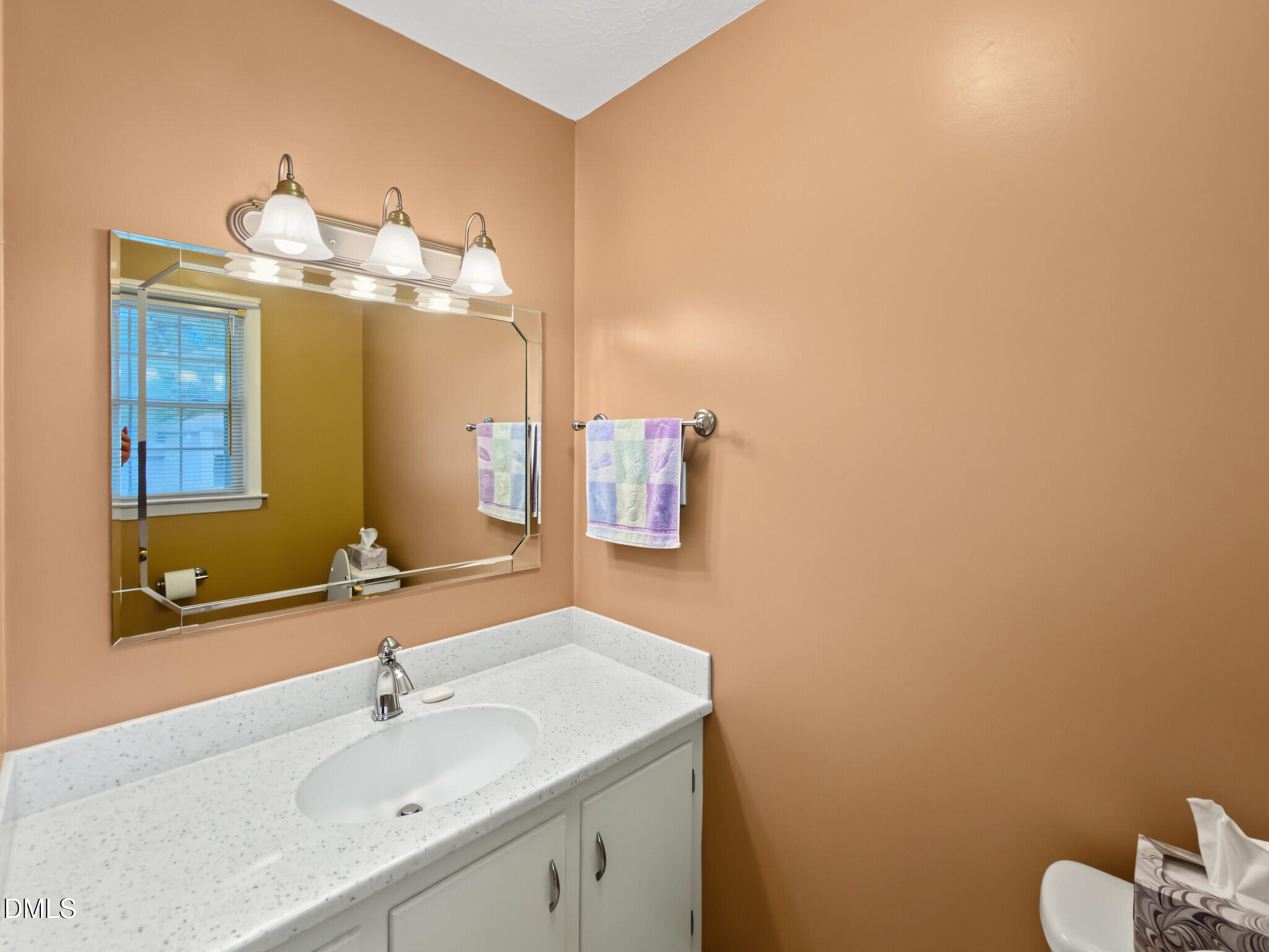 212 E Westwood Drive Property Photo 28