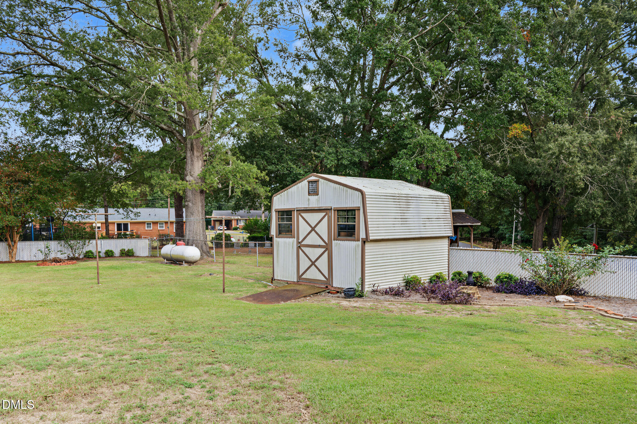212 E Westwood Drive Property Photo 36