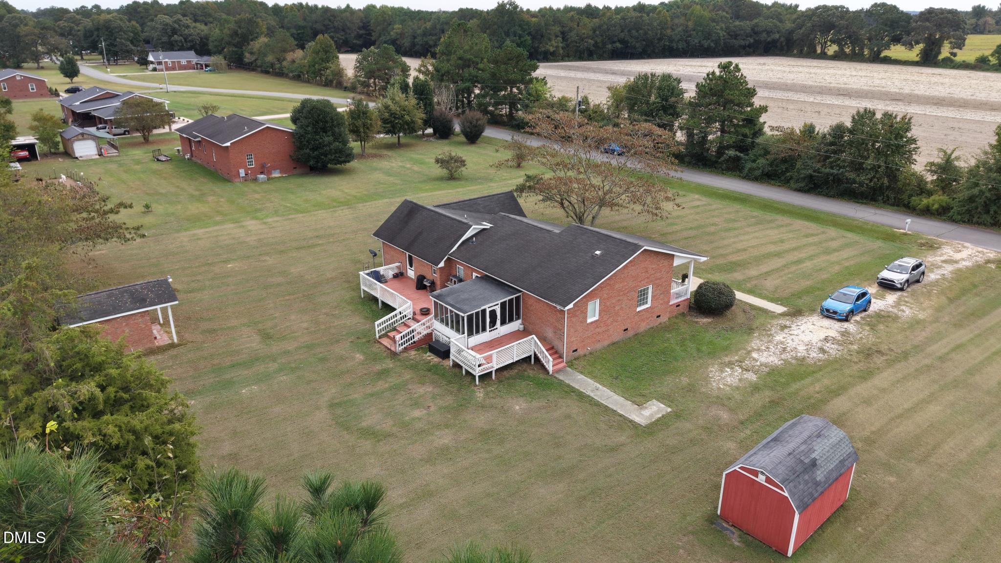 110 Hines Drive Property Photo 4