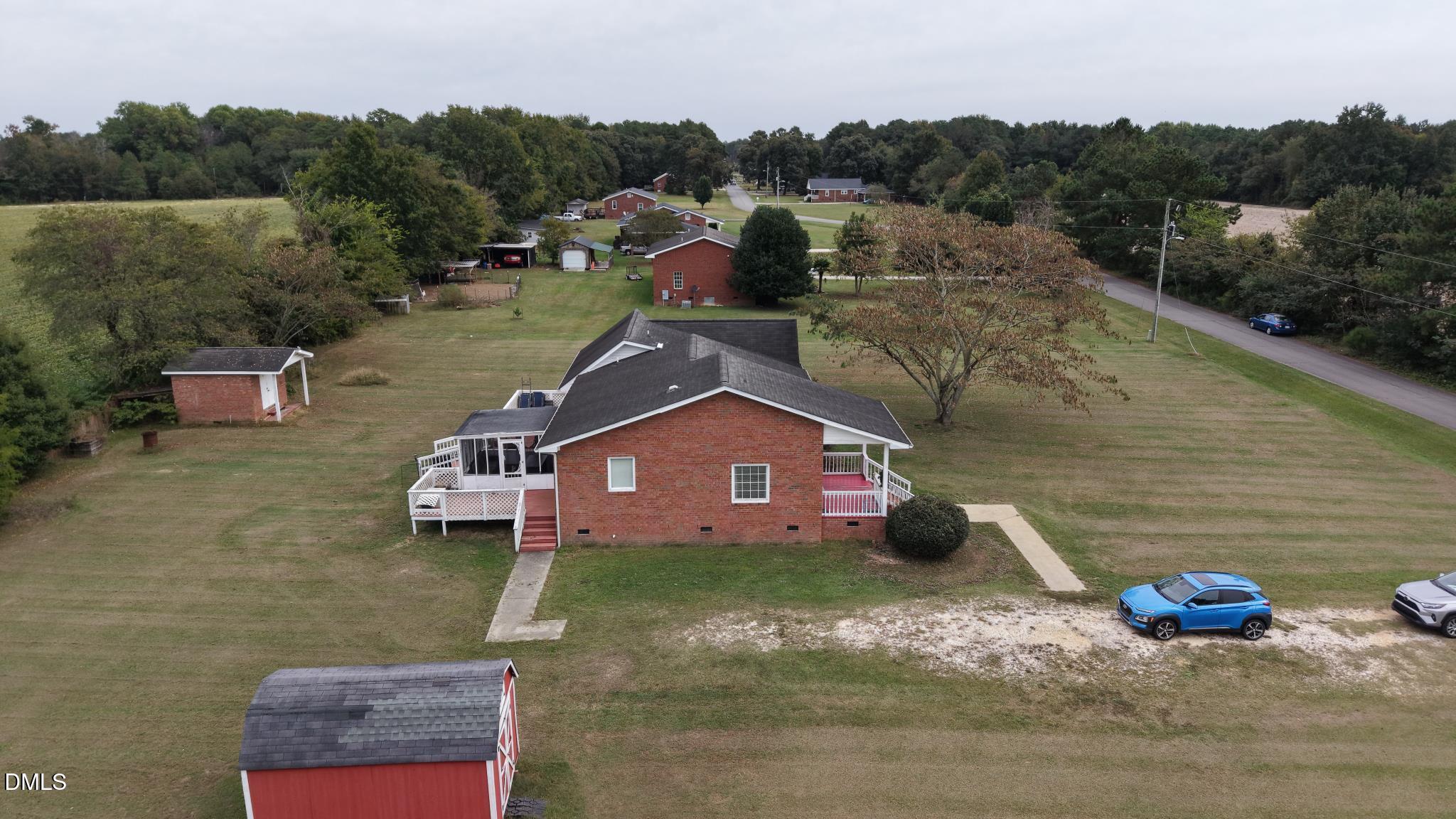 110 Hines Drive Property Photo 6