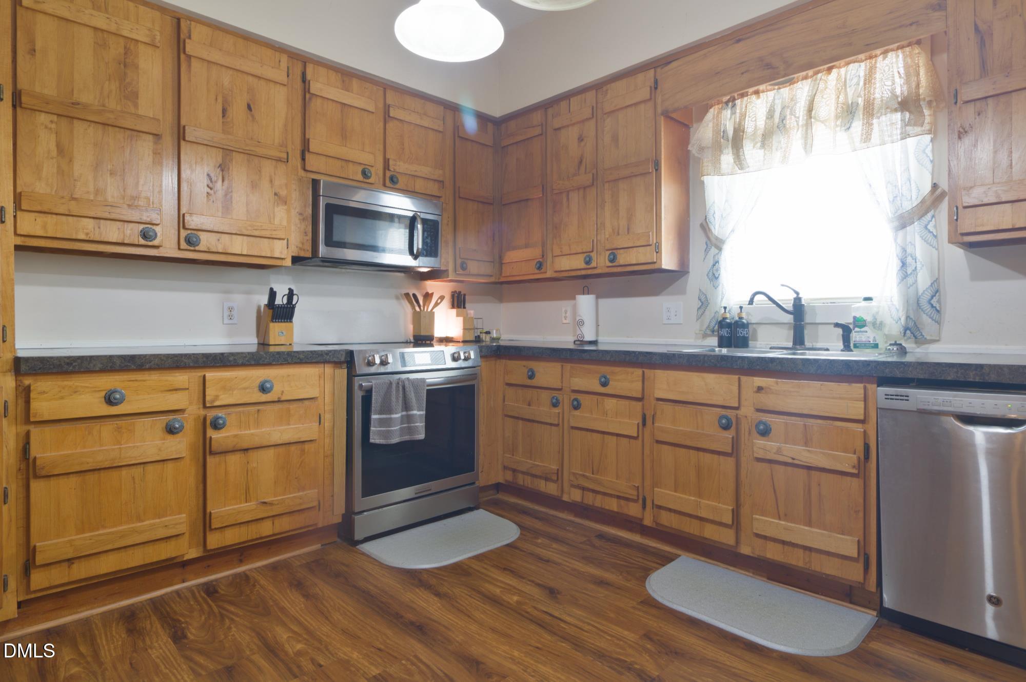 110 Hines Drive Property Photo 12