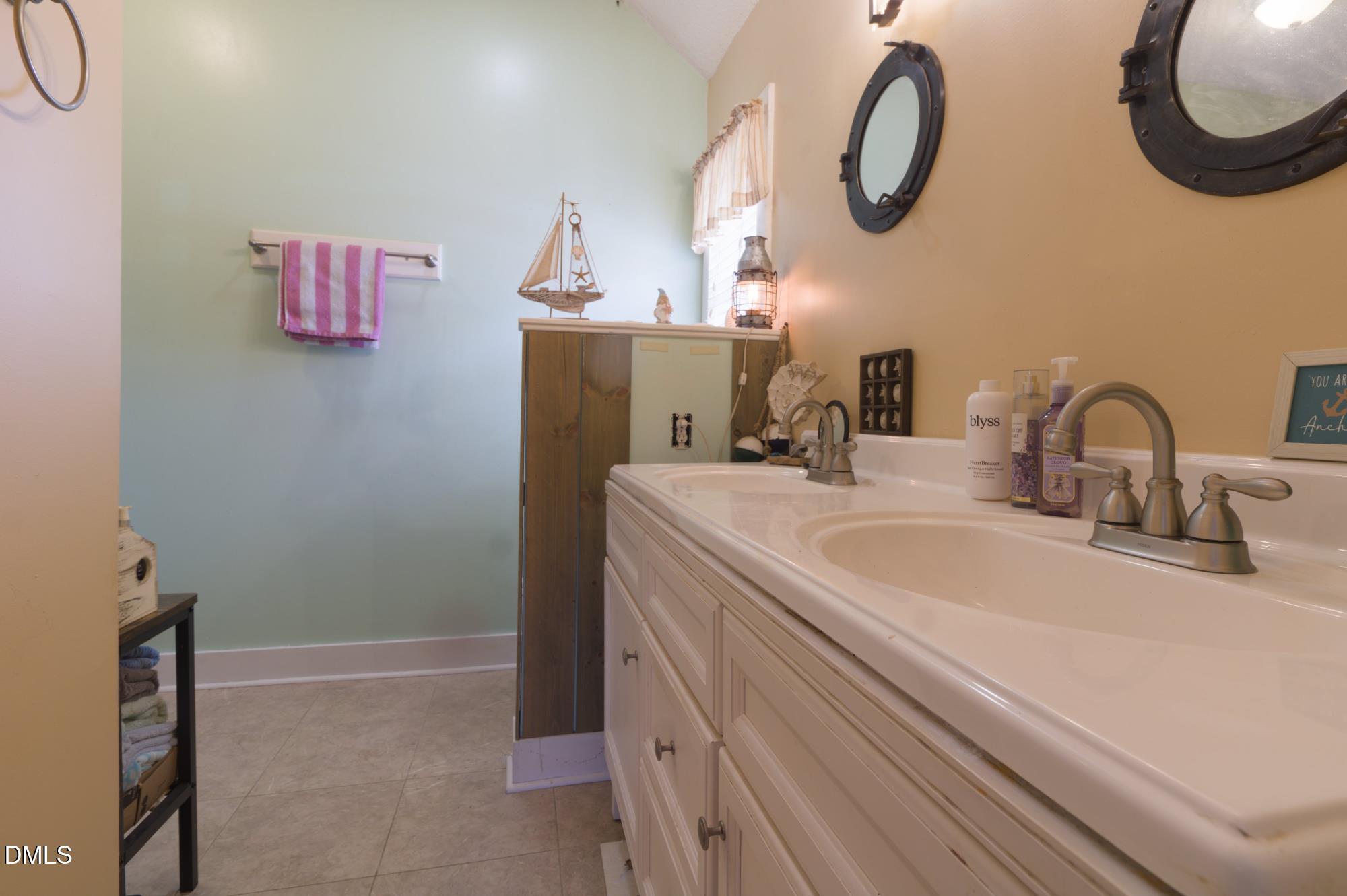 110 Hines Drive Property Photo 16
