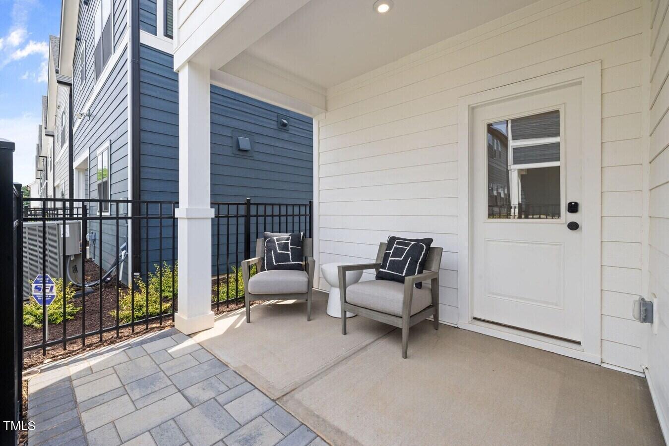 554 E Hargett Street Property Photo 25