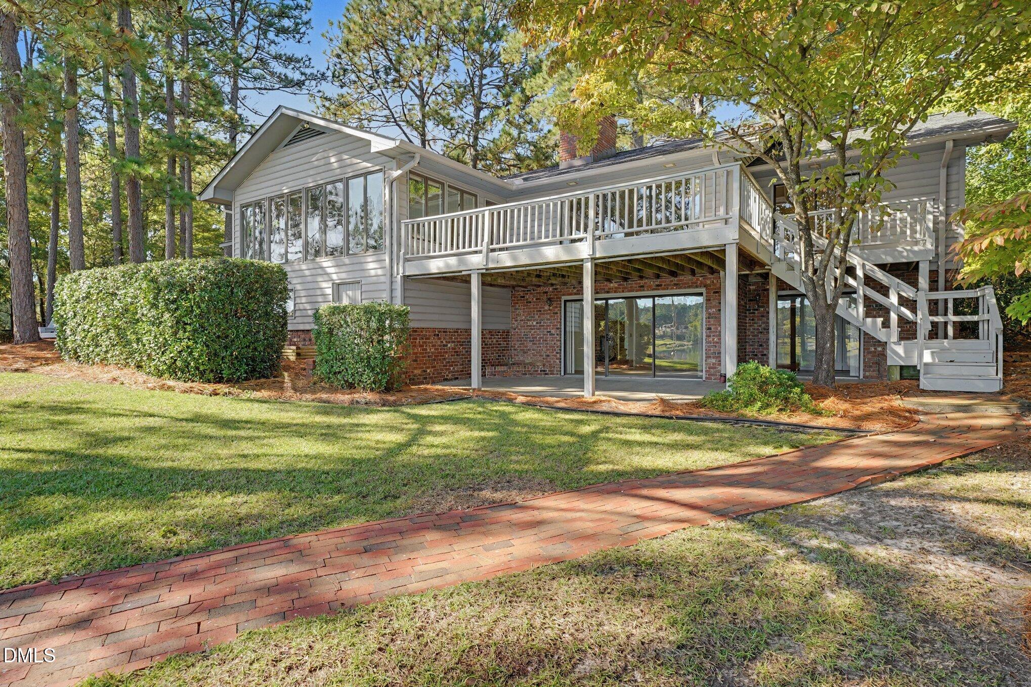 111 Swan Run Court Property Photo 1