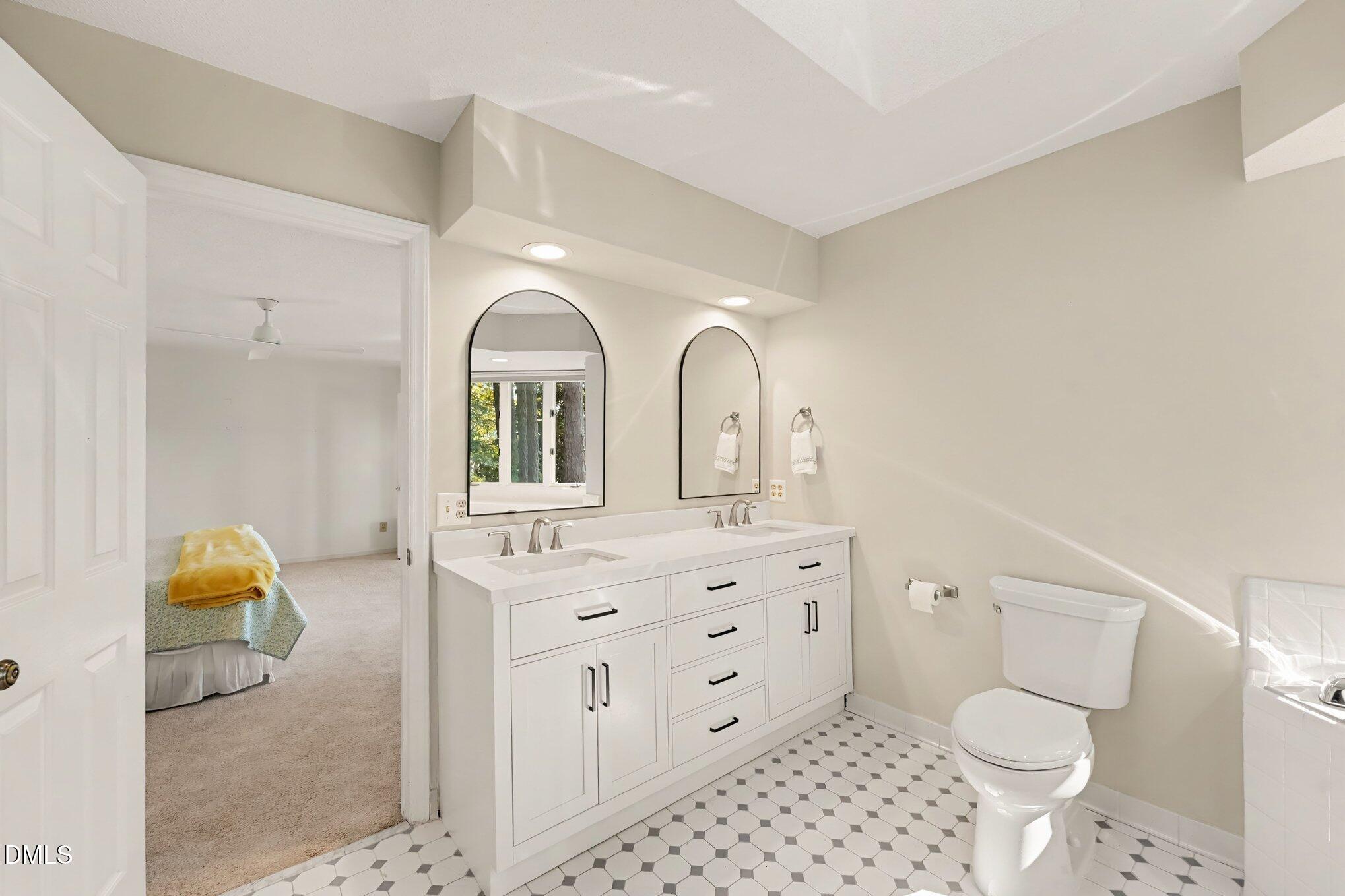 111 Swan Run Court Property Photo 21