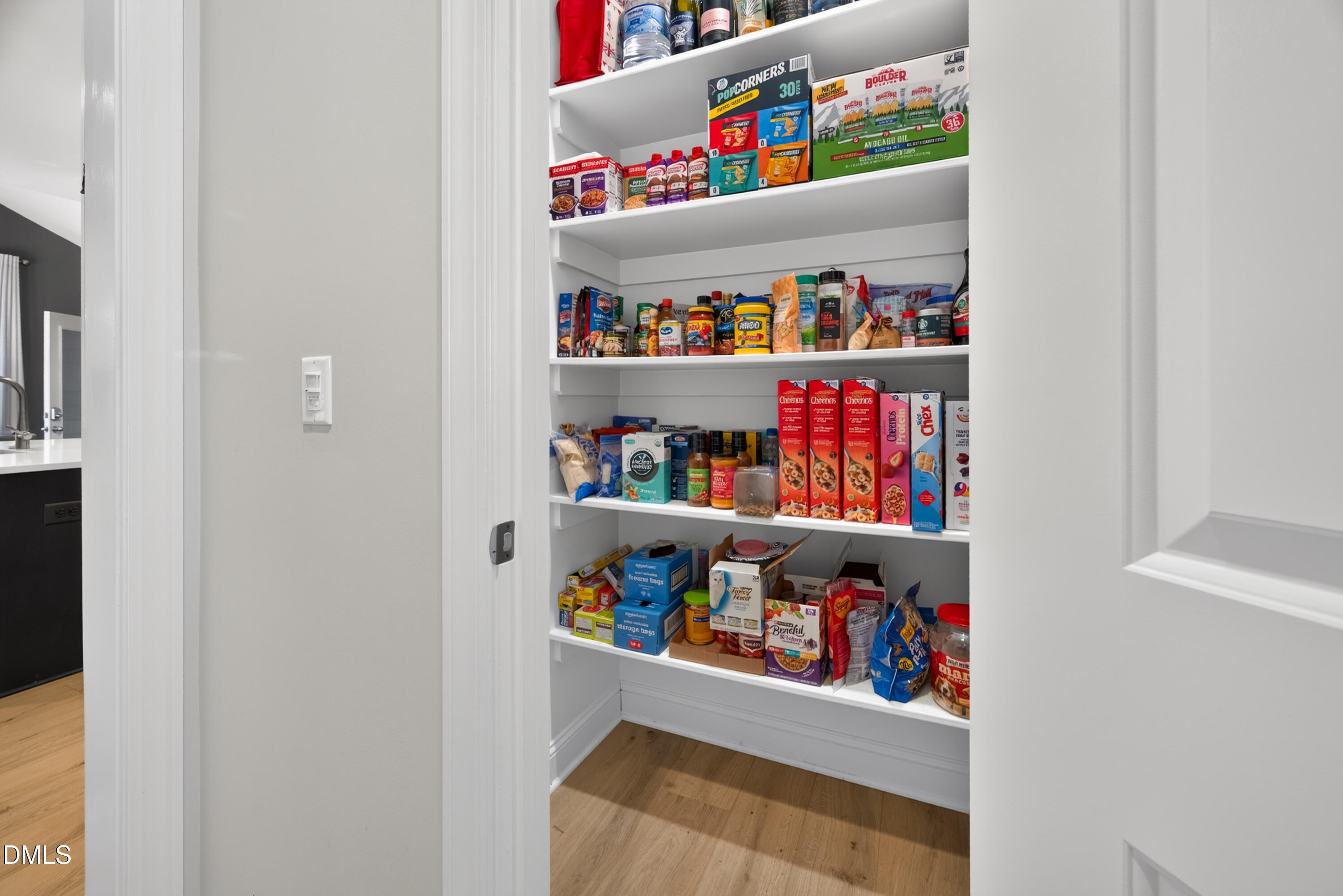 505 Horncliffe Way Property Photo 18