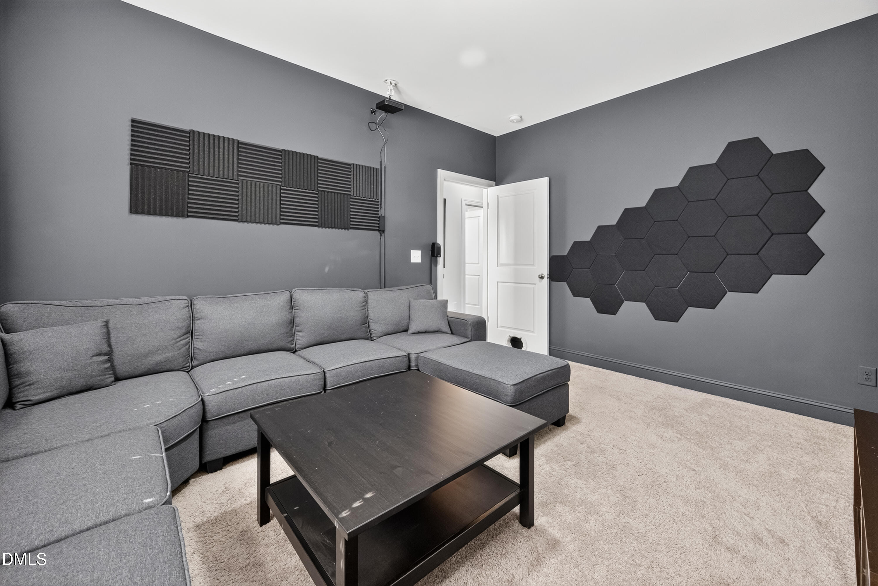 505 Horncliffe Way Property Photo 31