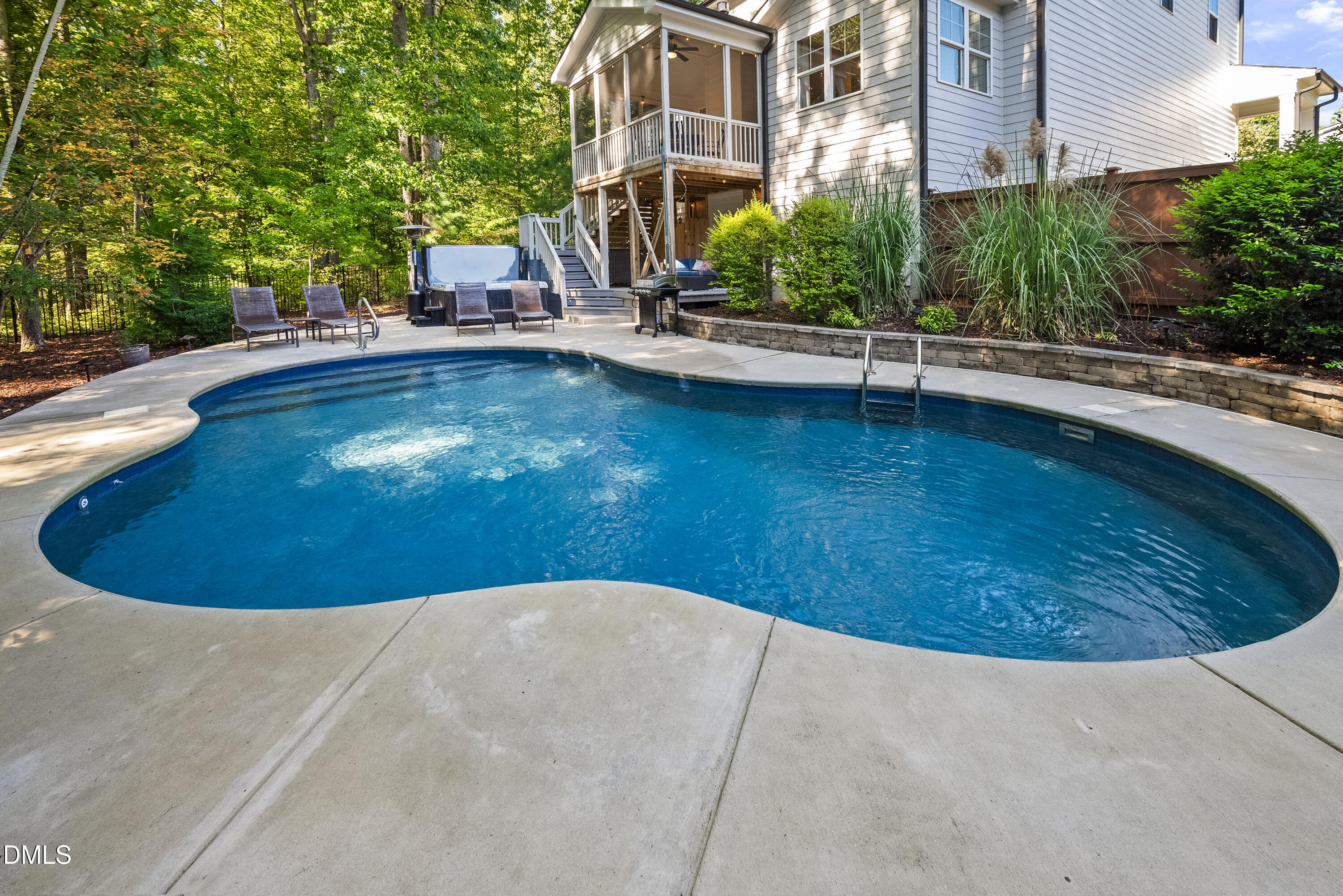 505 Horncliffe Way Property Photo 44