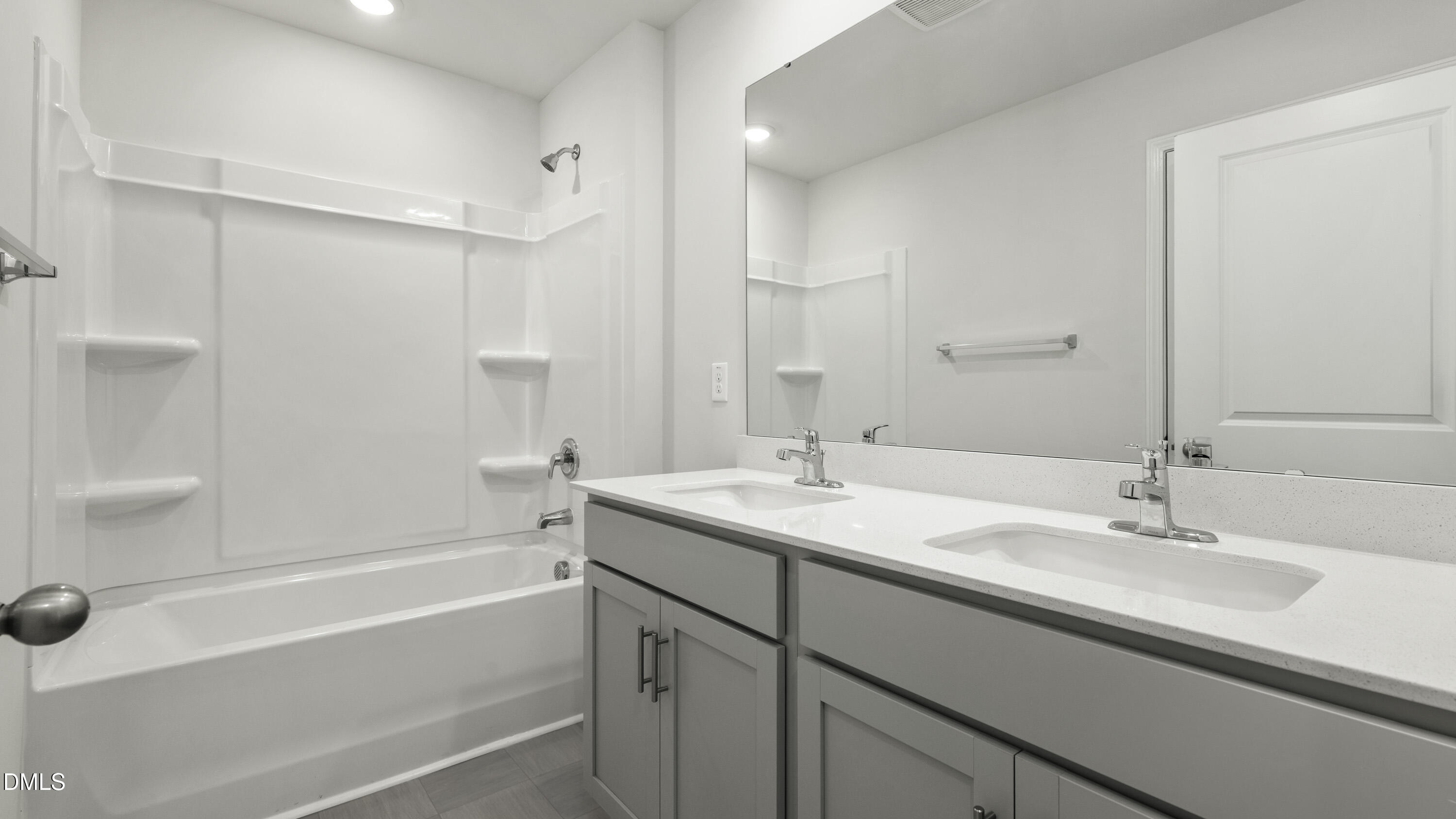 402 The Brus Street Property Photo 17