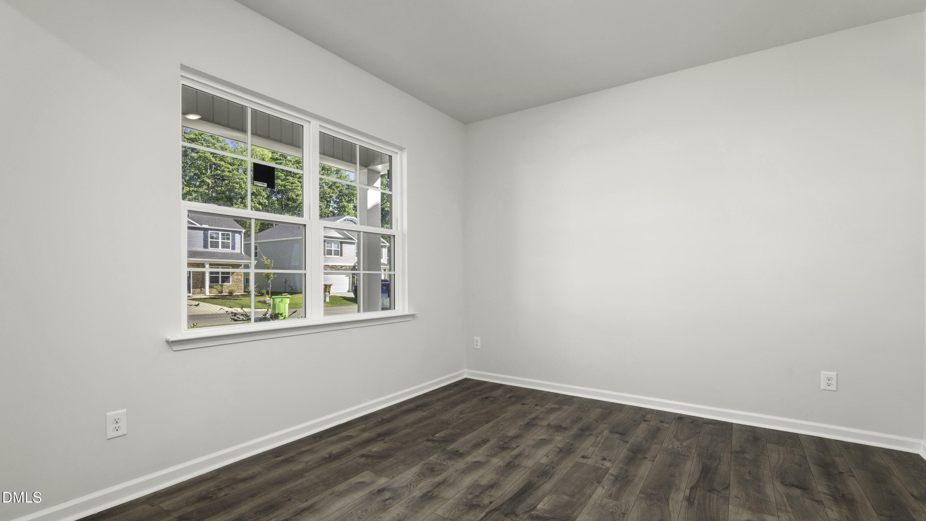 402 The Brus Street Property Photo 24
