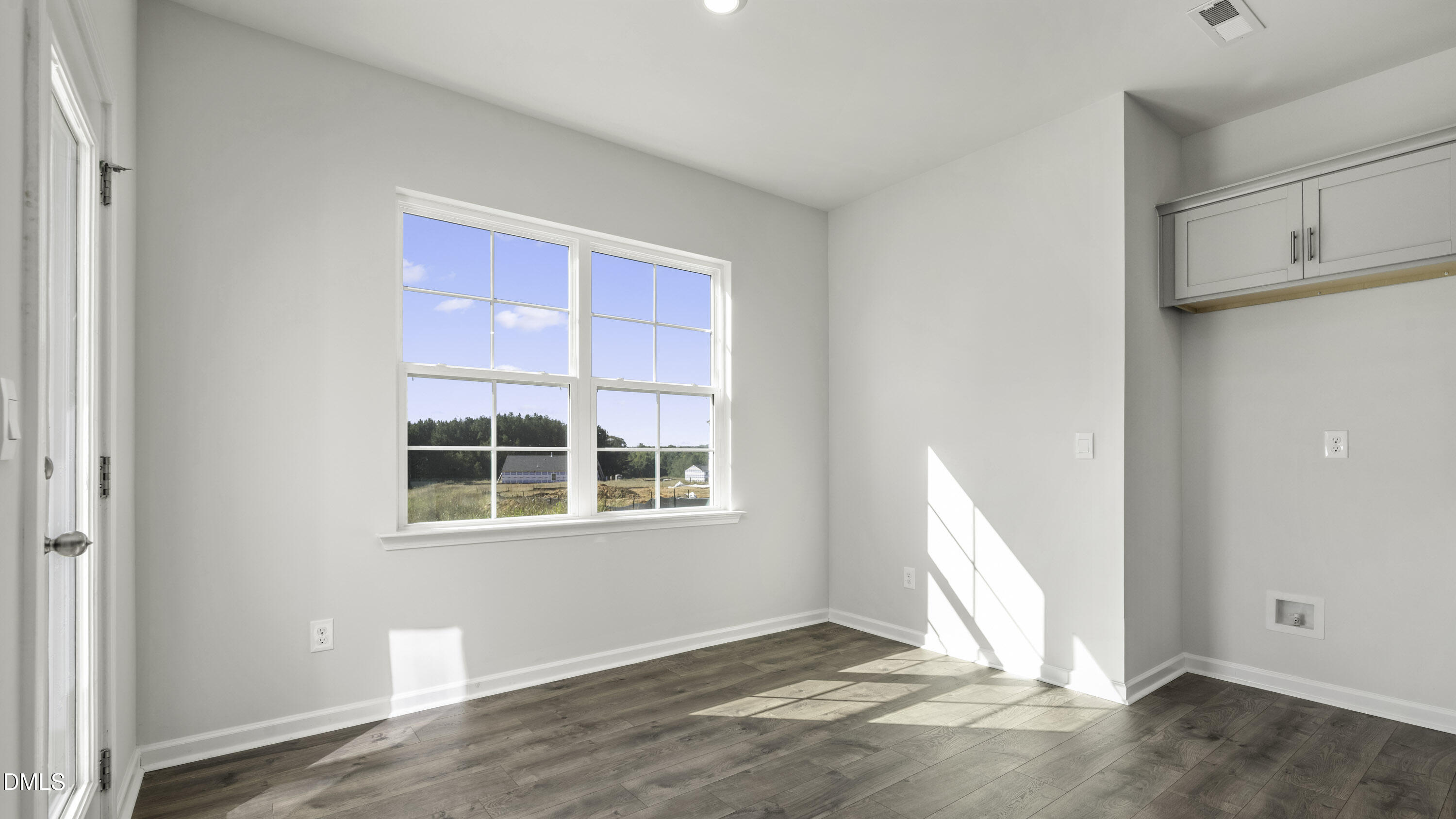 402 The Brus Street Property Photo 28