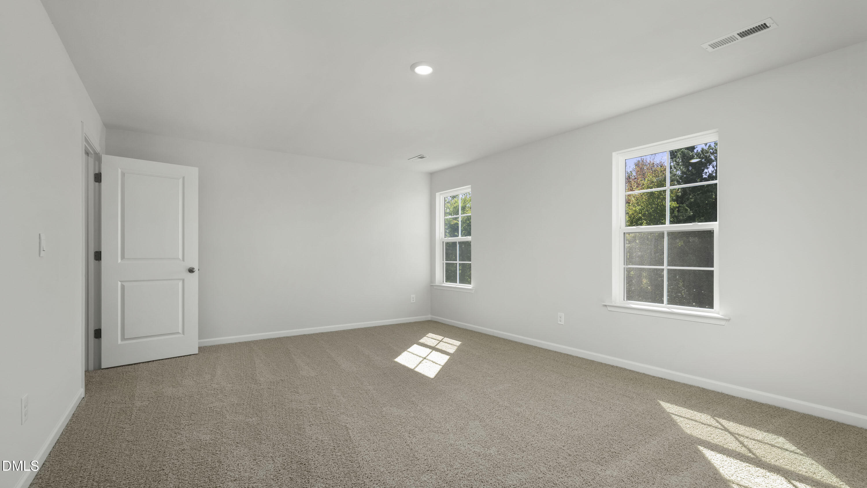 402 The Brus Street Property Photo 36
