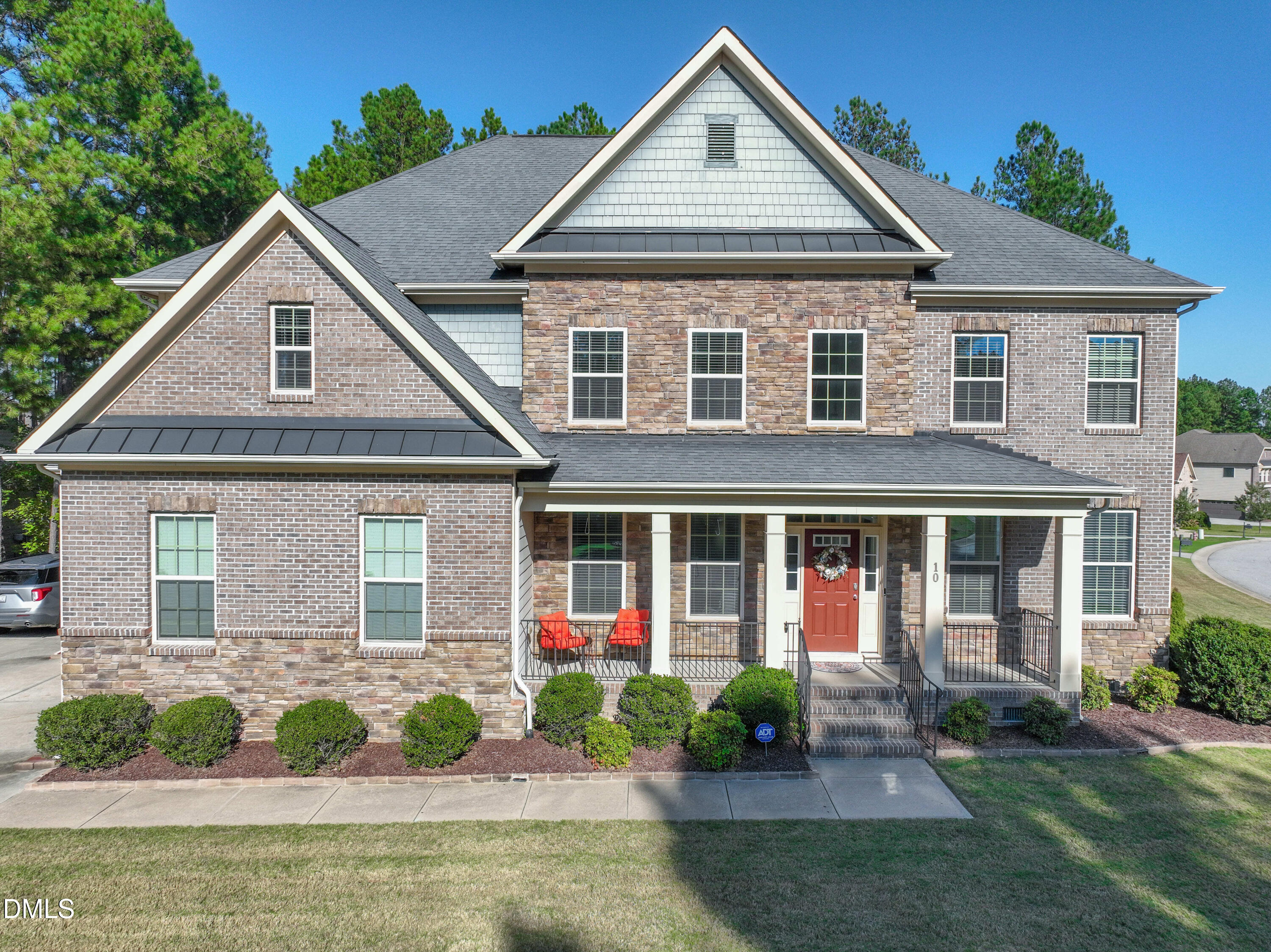 10 Stillwood Court Property Photo 2