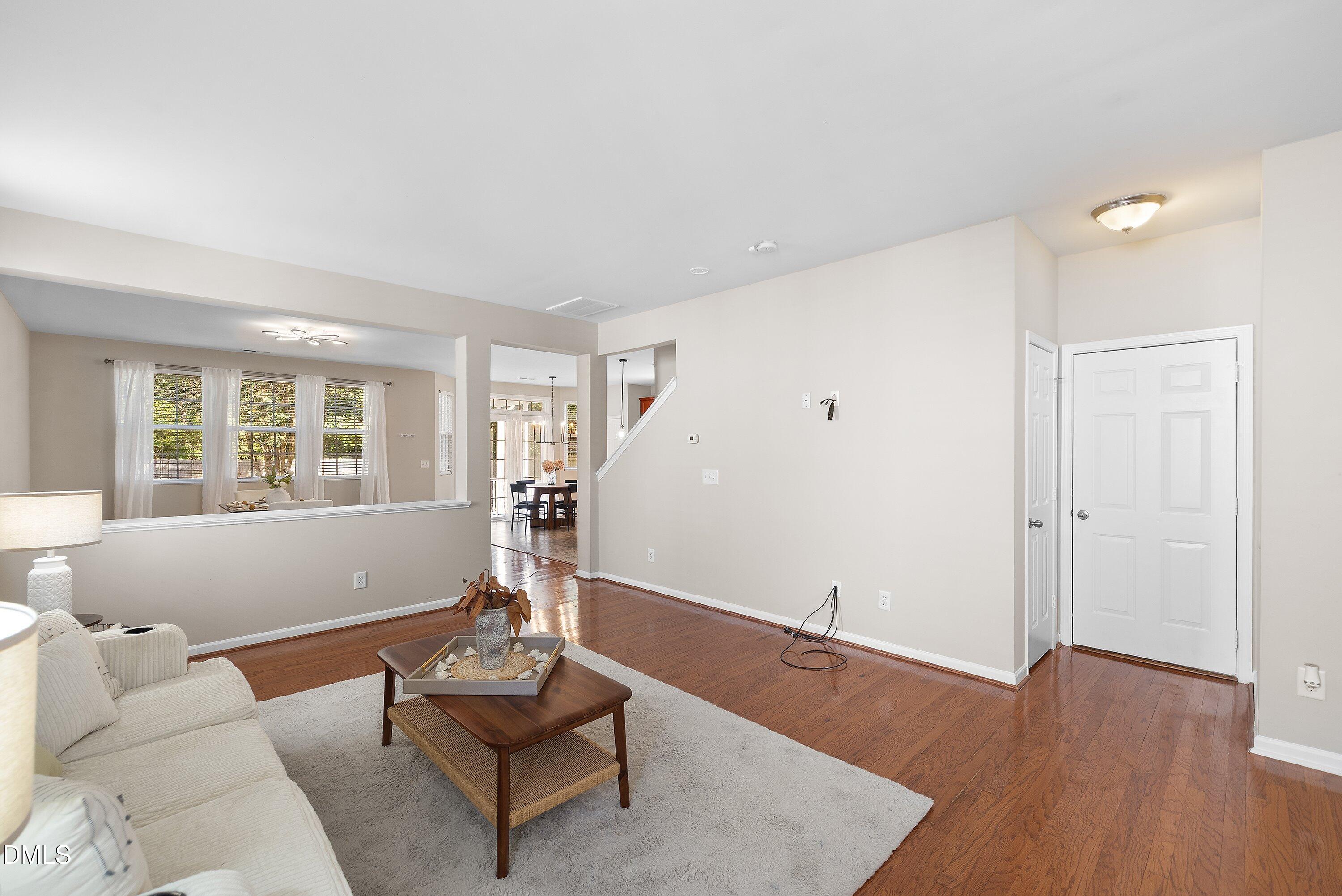 306 Knightwood Drive Property Photo 10