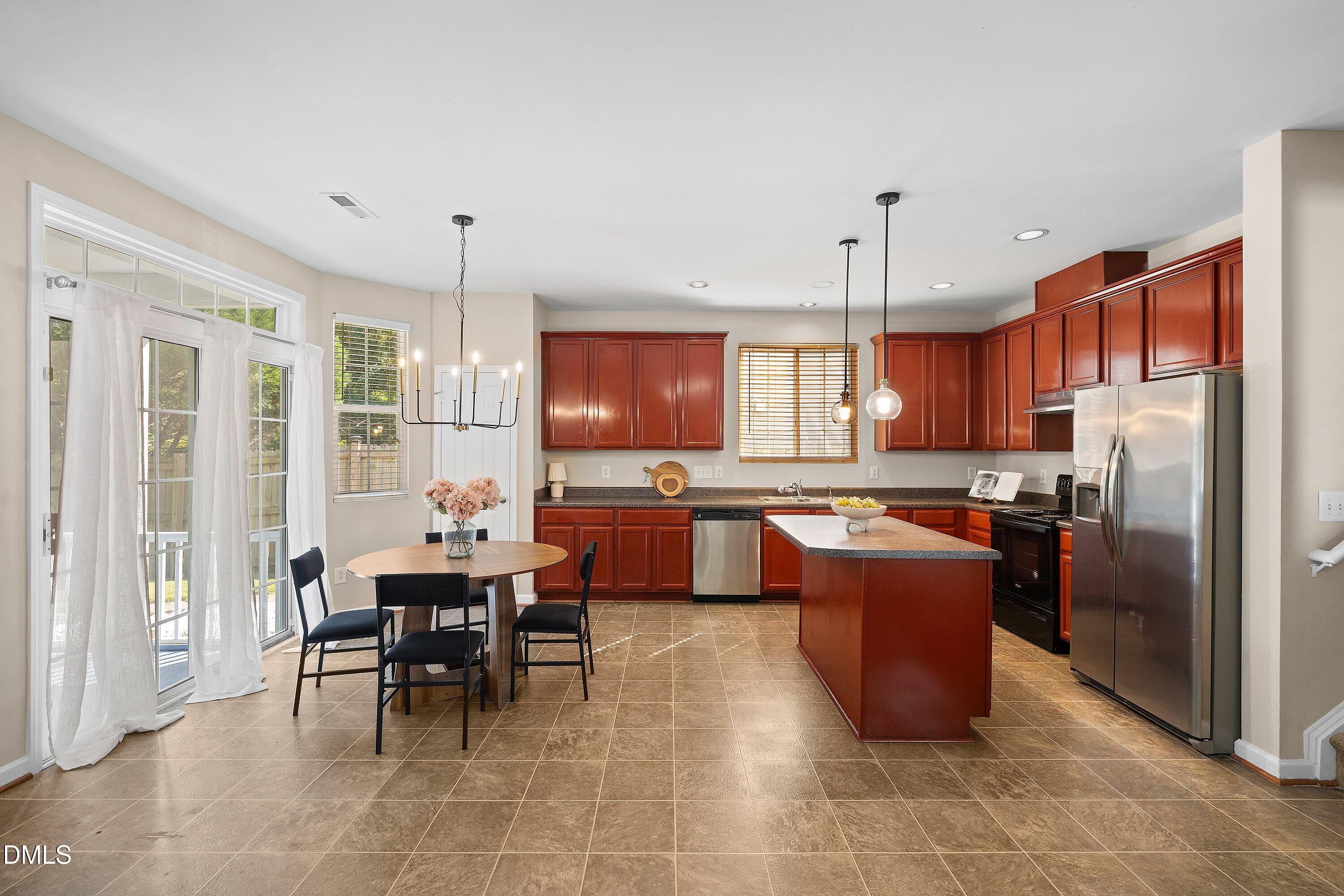 306 Knightwood Drive Property Photo 13