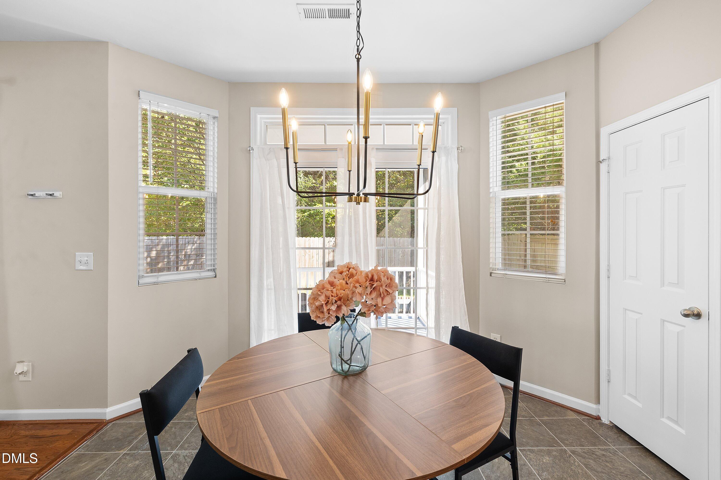 306 Knightwood Drive Property Photo 17
