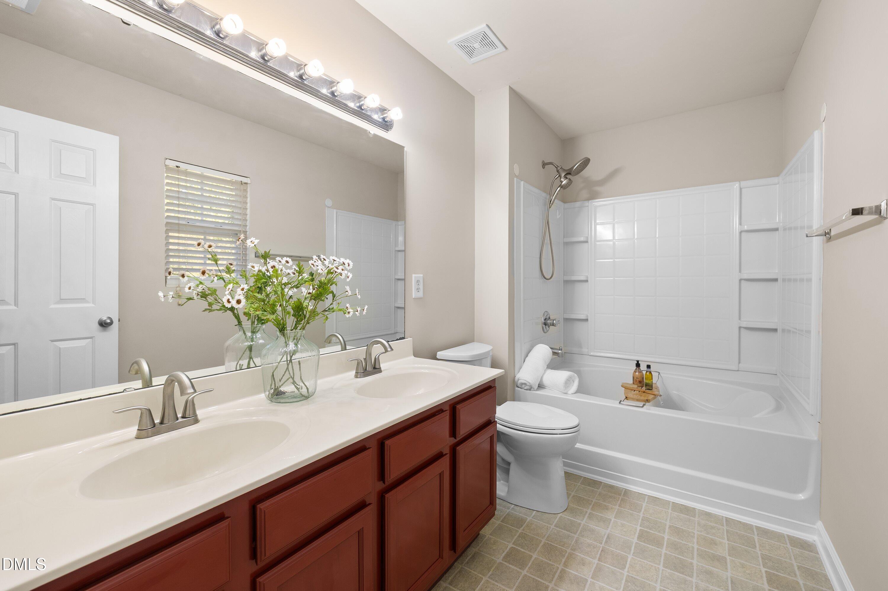 306 Knightwood Drive Property Photo 27