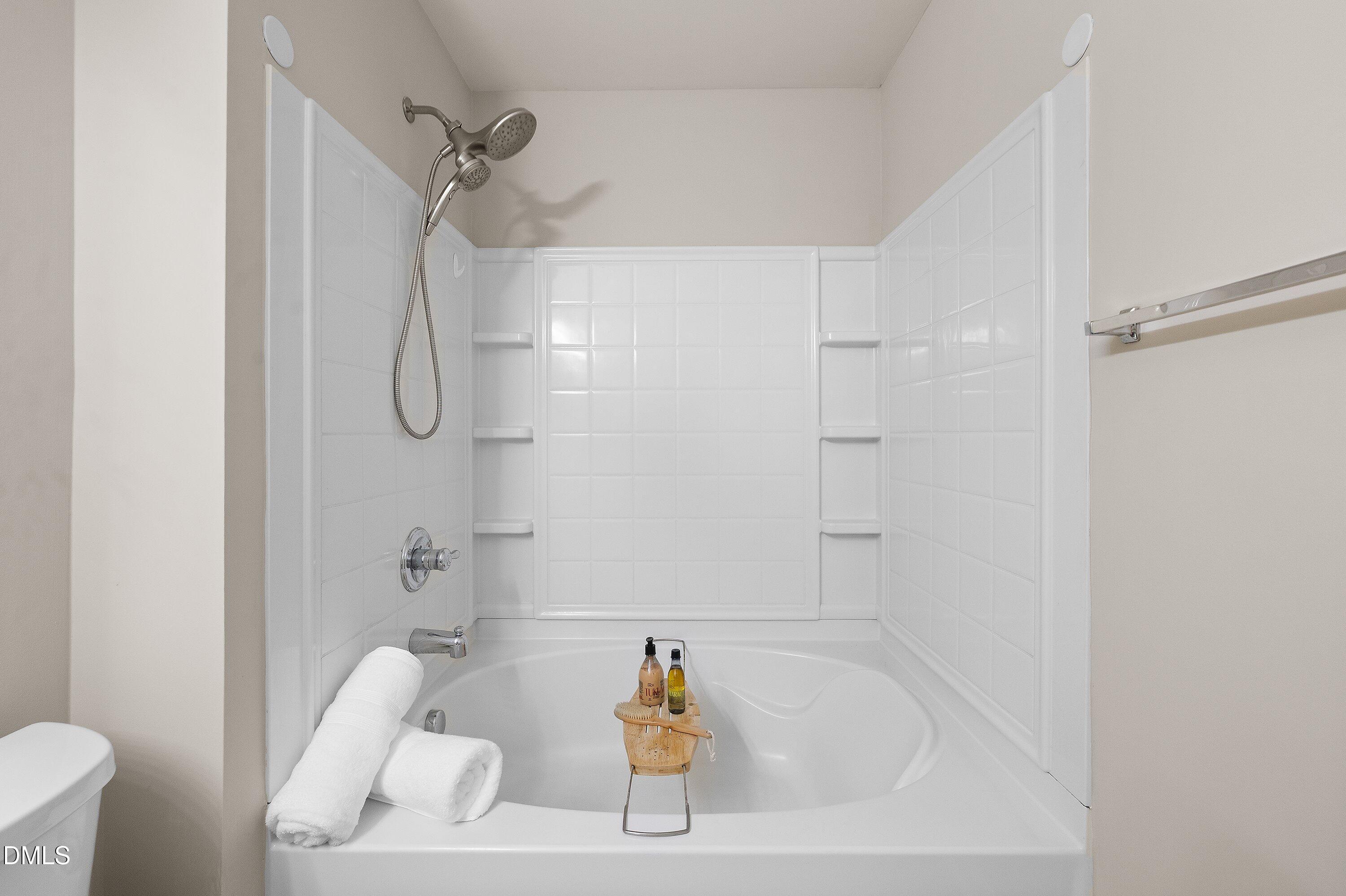 306 Knightwood Drive Property Photo 28