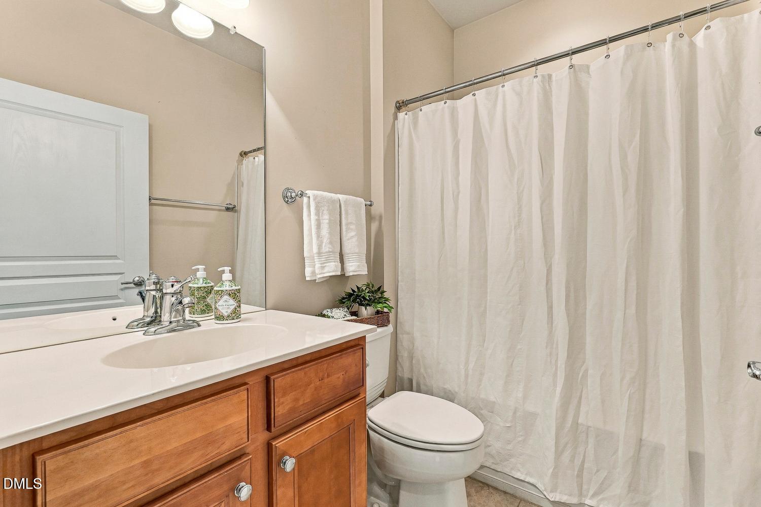 814 Endhaven Place Property Photo 37