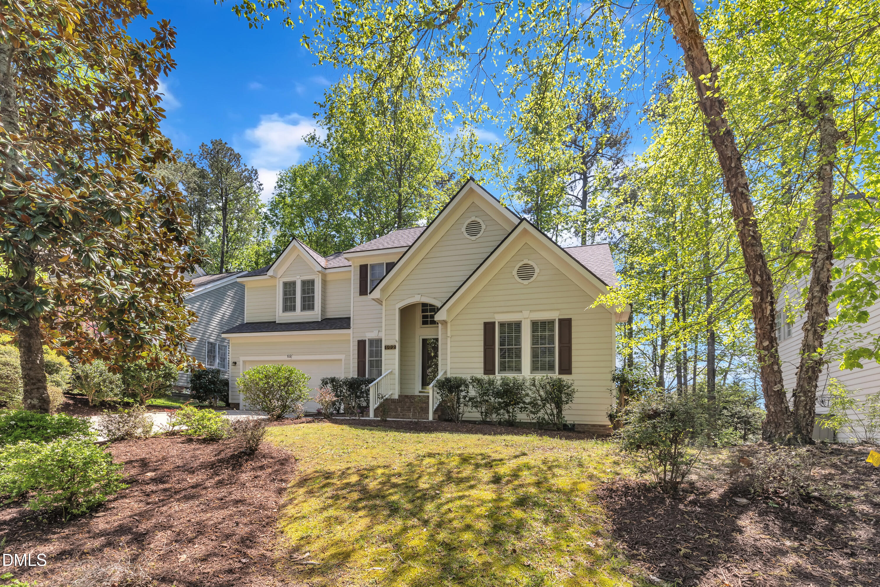 102 Cove Creek Drive Property Photo 1