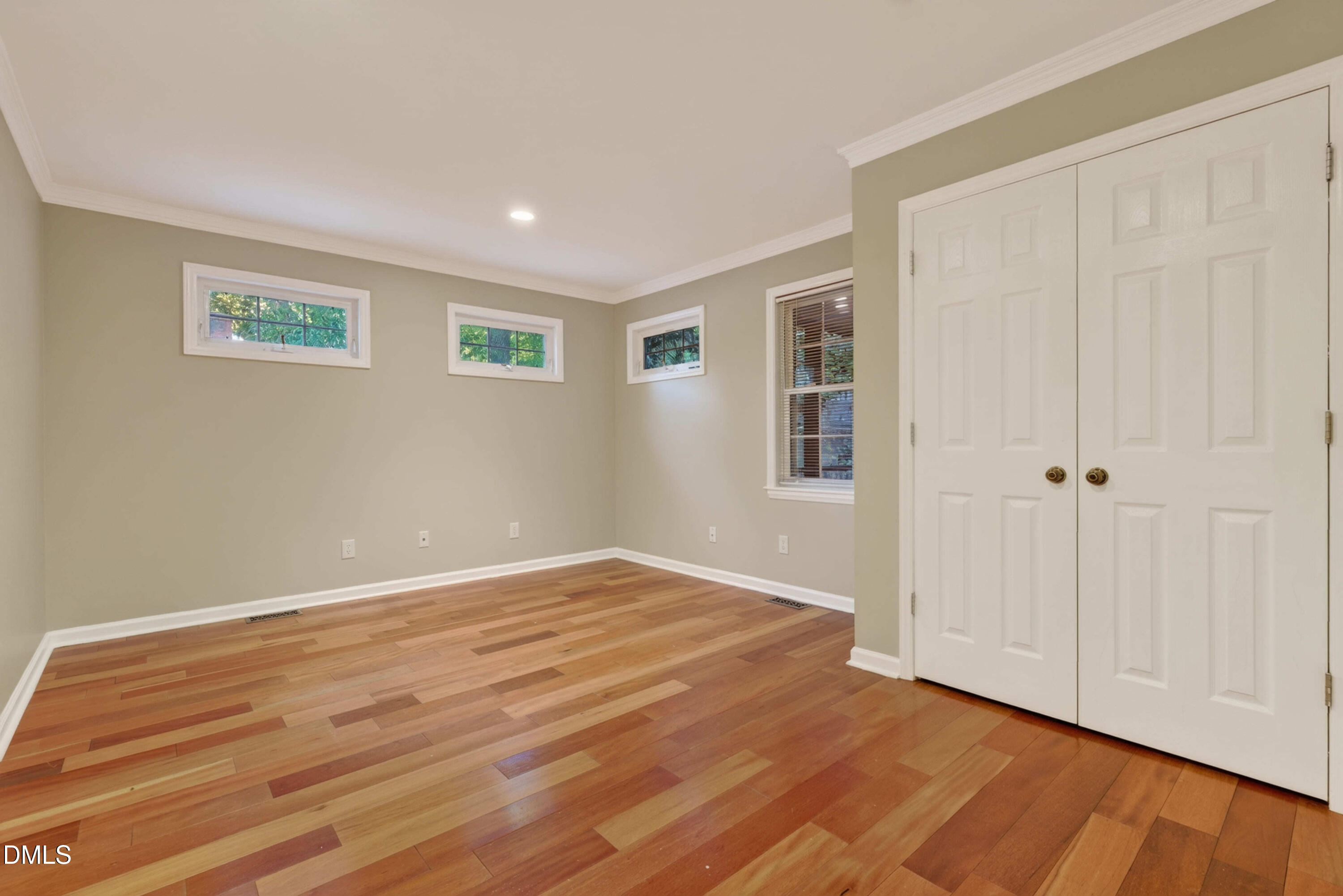 813 Greenwood Circle Property Photo 15