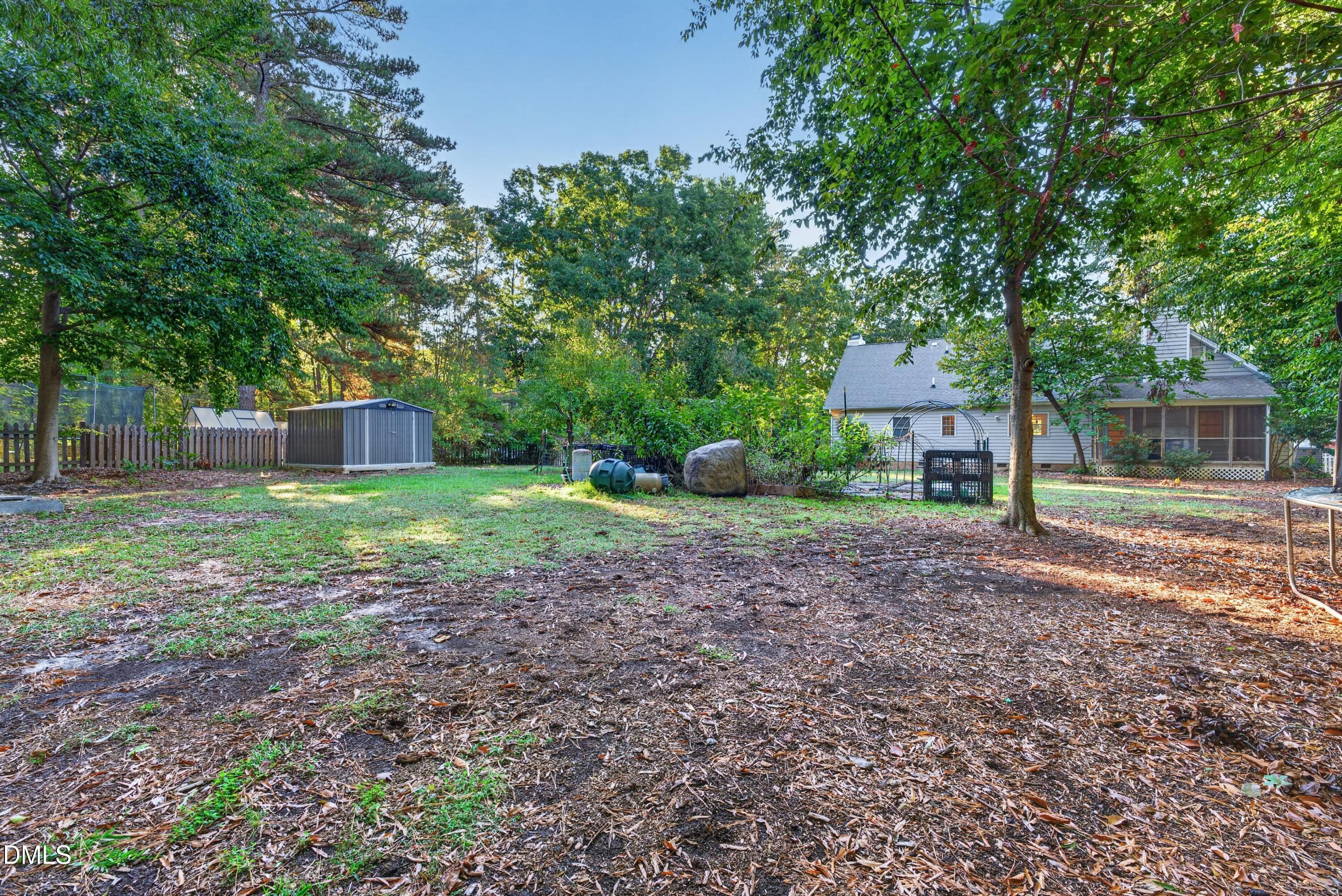 813 Greenwood Circle Property Photo 36