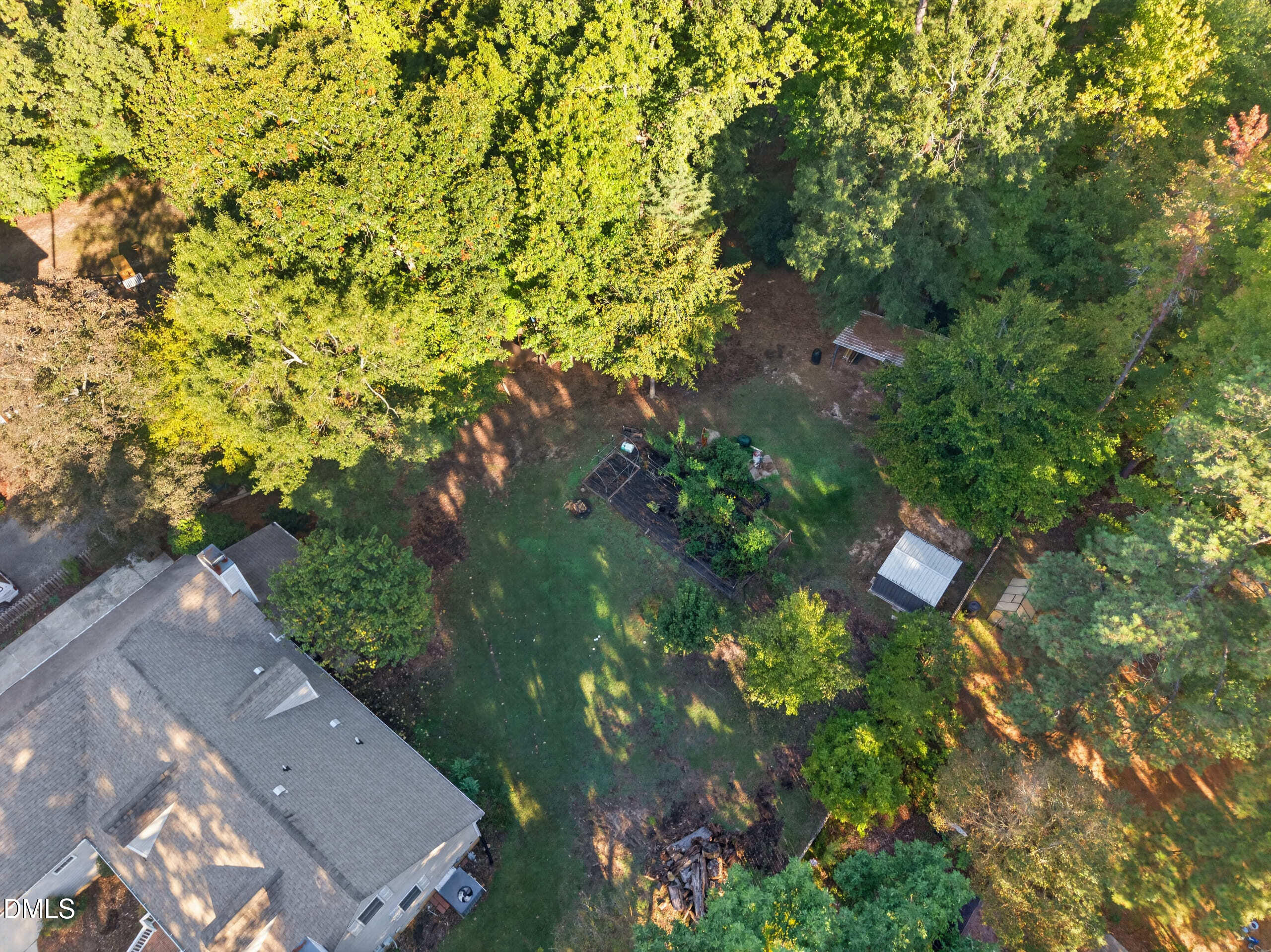 813 Greenwood Circle Property Photo 37