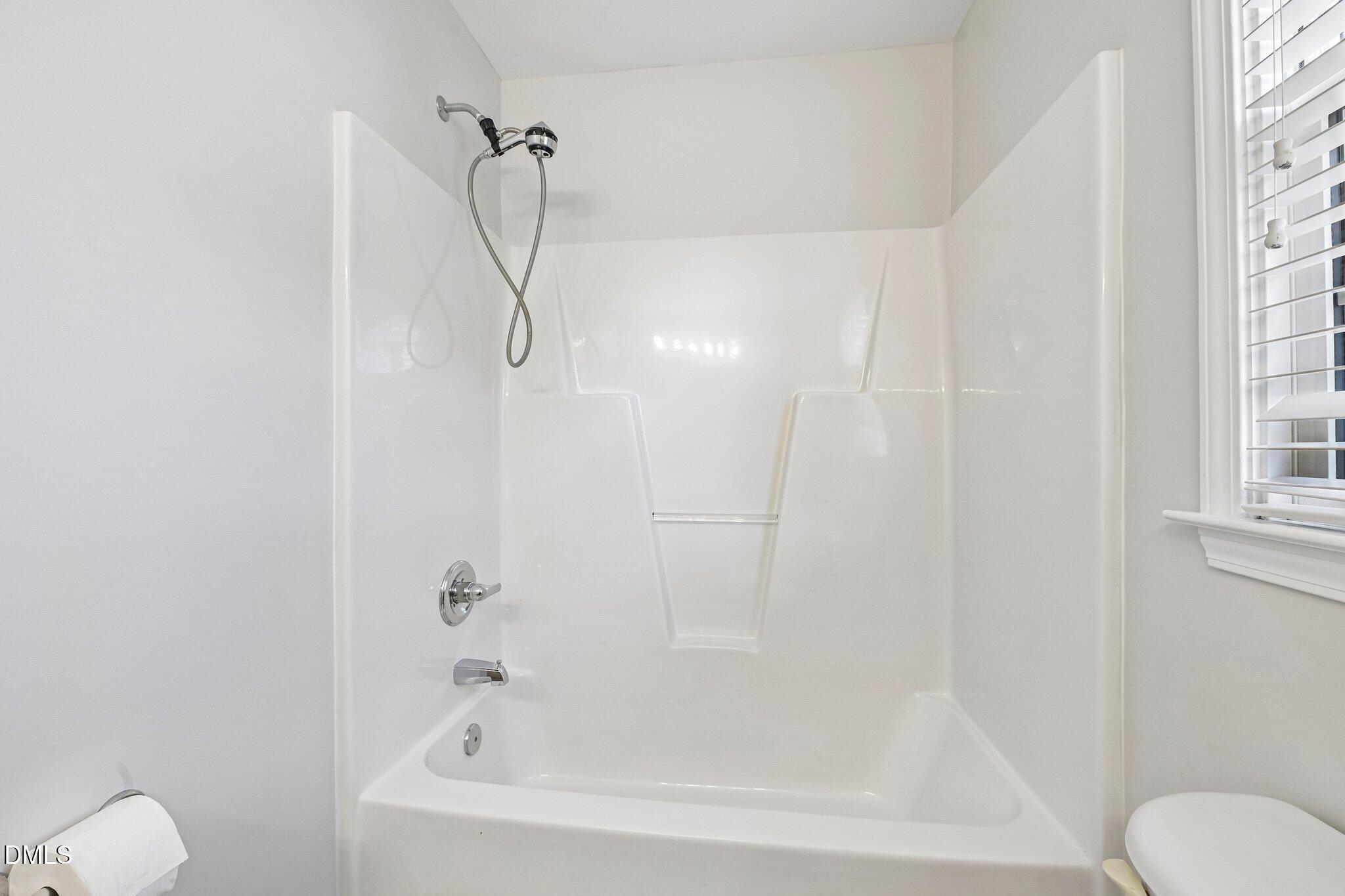 858 Saratoga Drive Property Photo 17