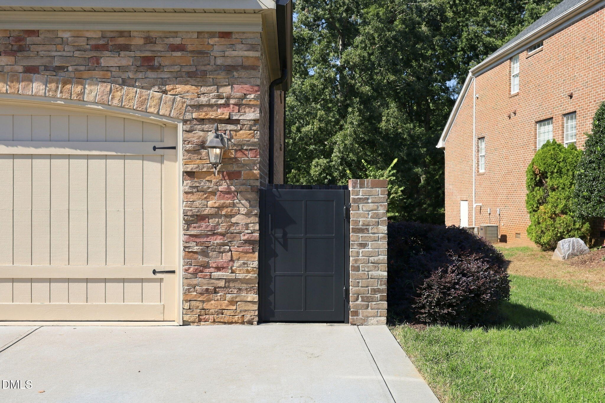 3009 Osterley Street Property Photo 51