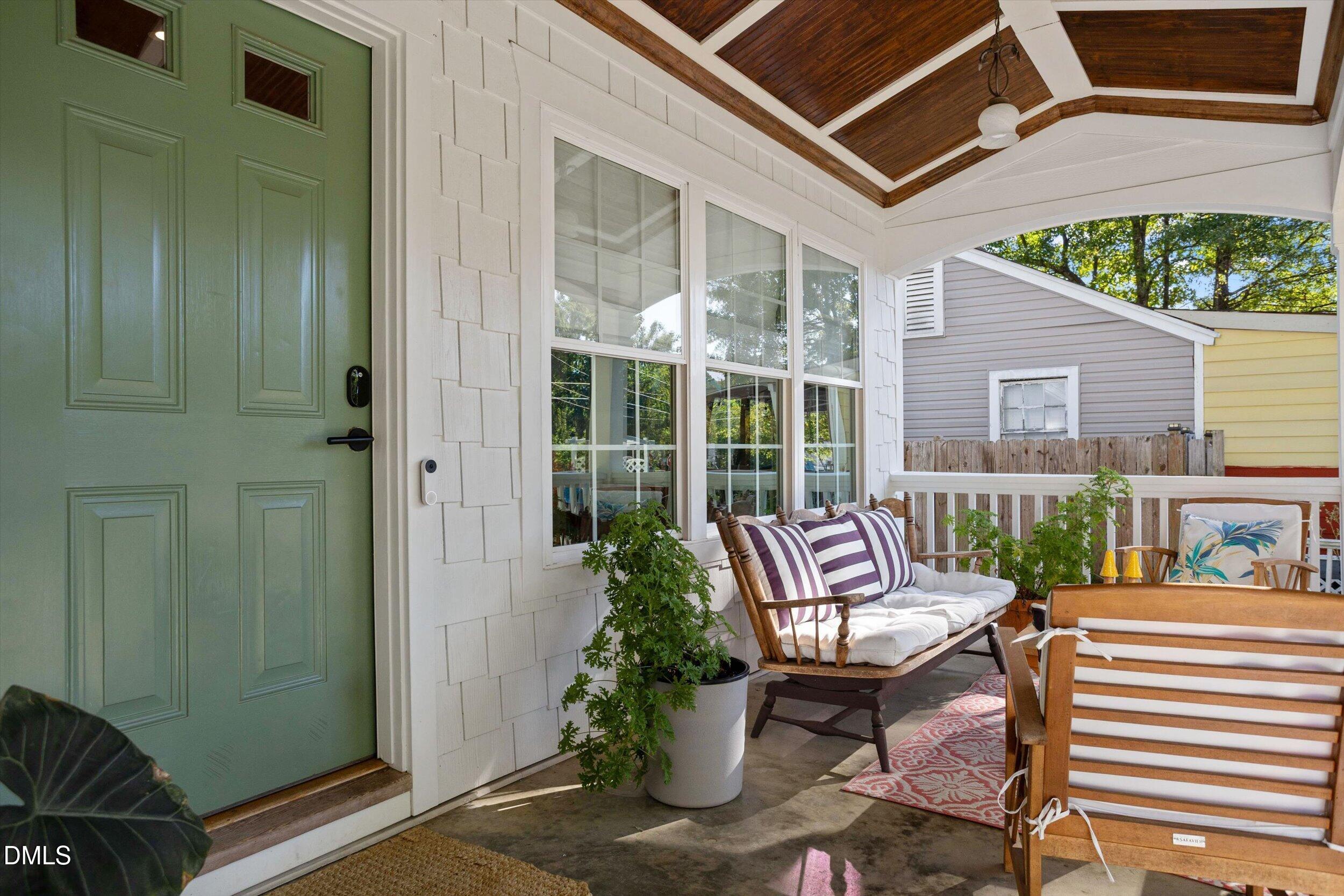 1609 Lathrop Street Property Photo 3