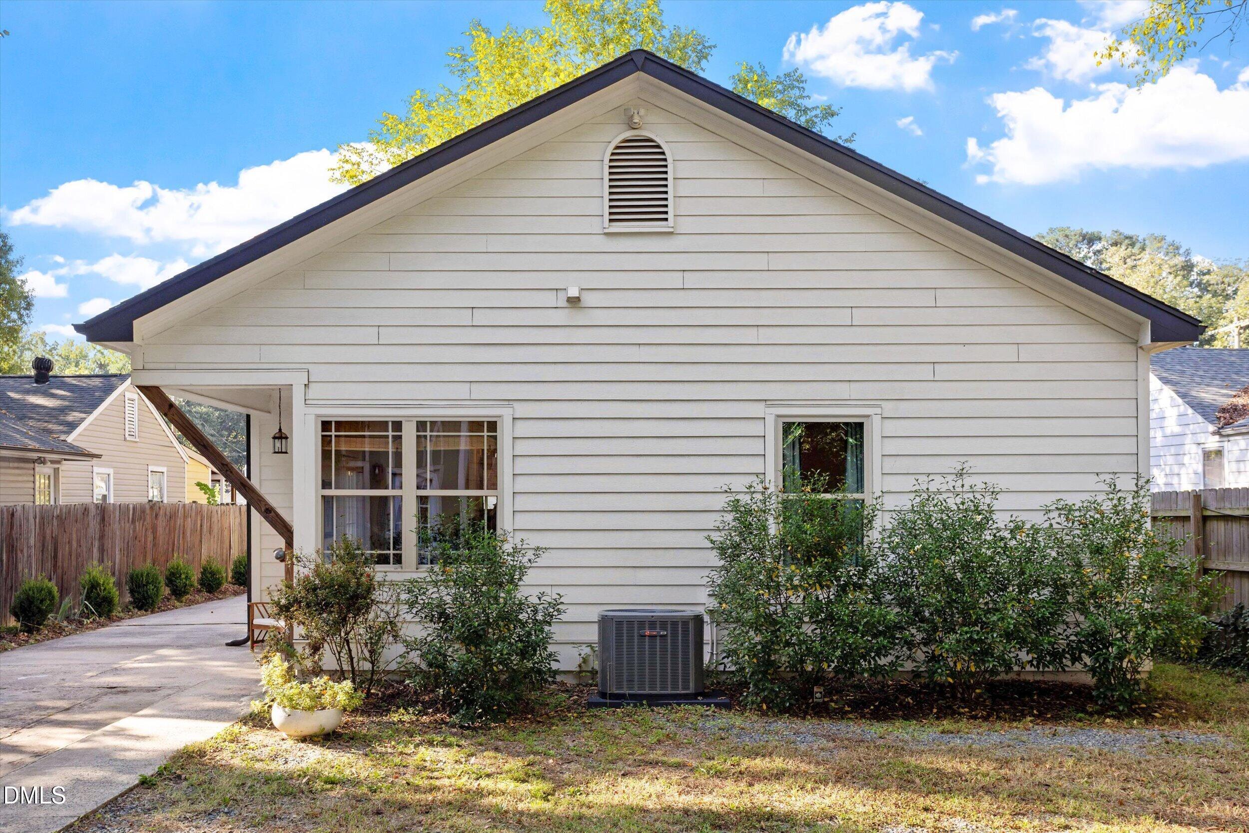 1609 Lathrop Street Property Photo 34