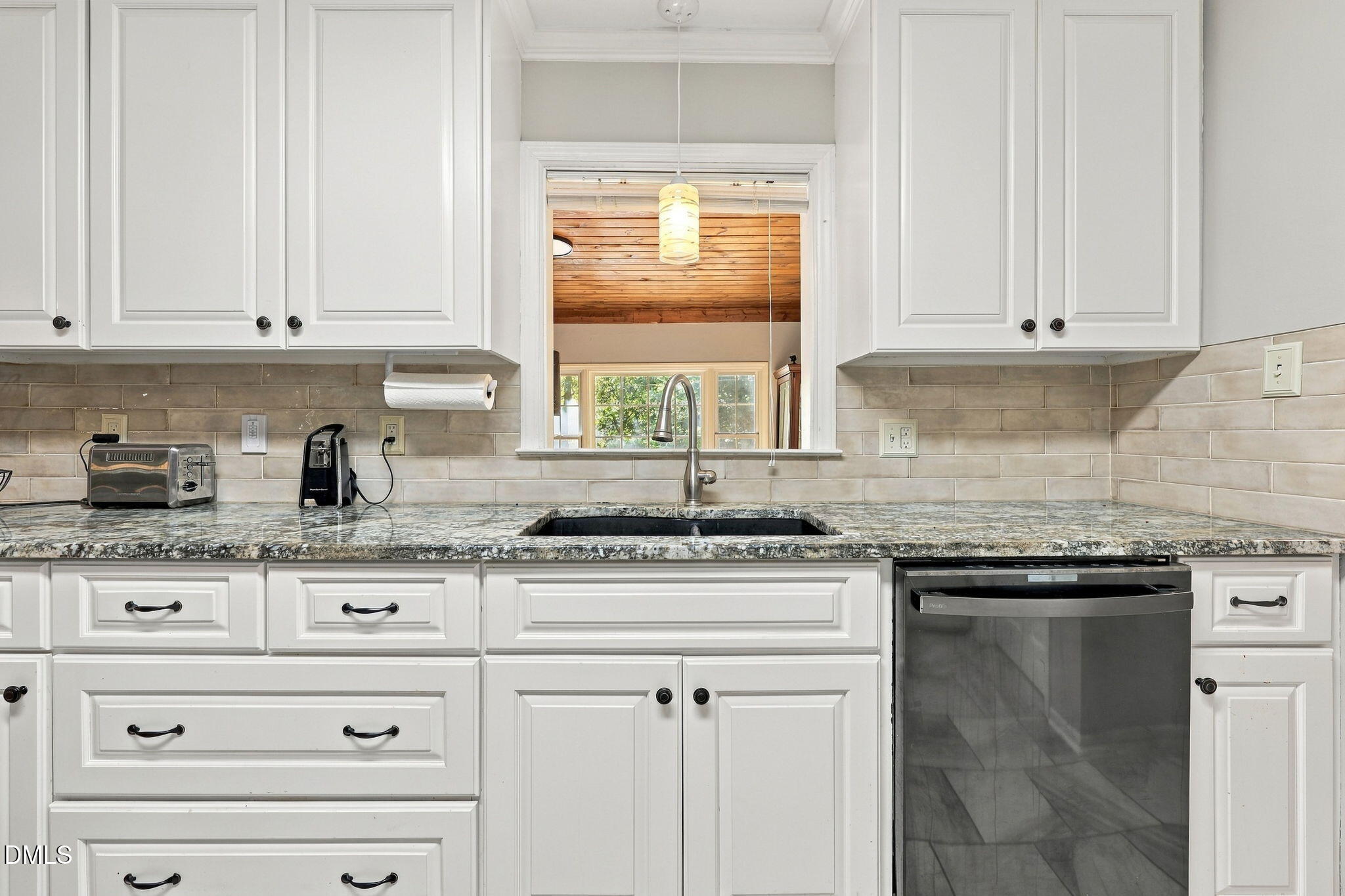 5312 Fairoaks Road Property Photo 11