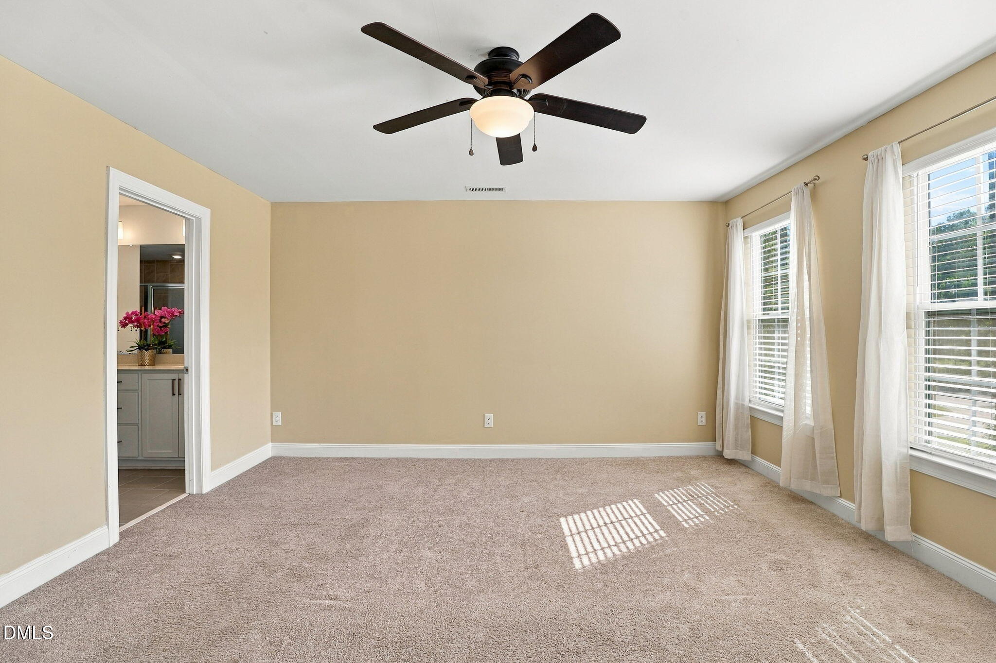 127 Ascot Property Photo 20