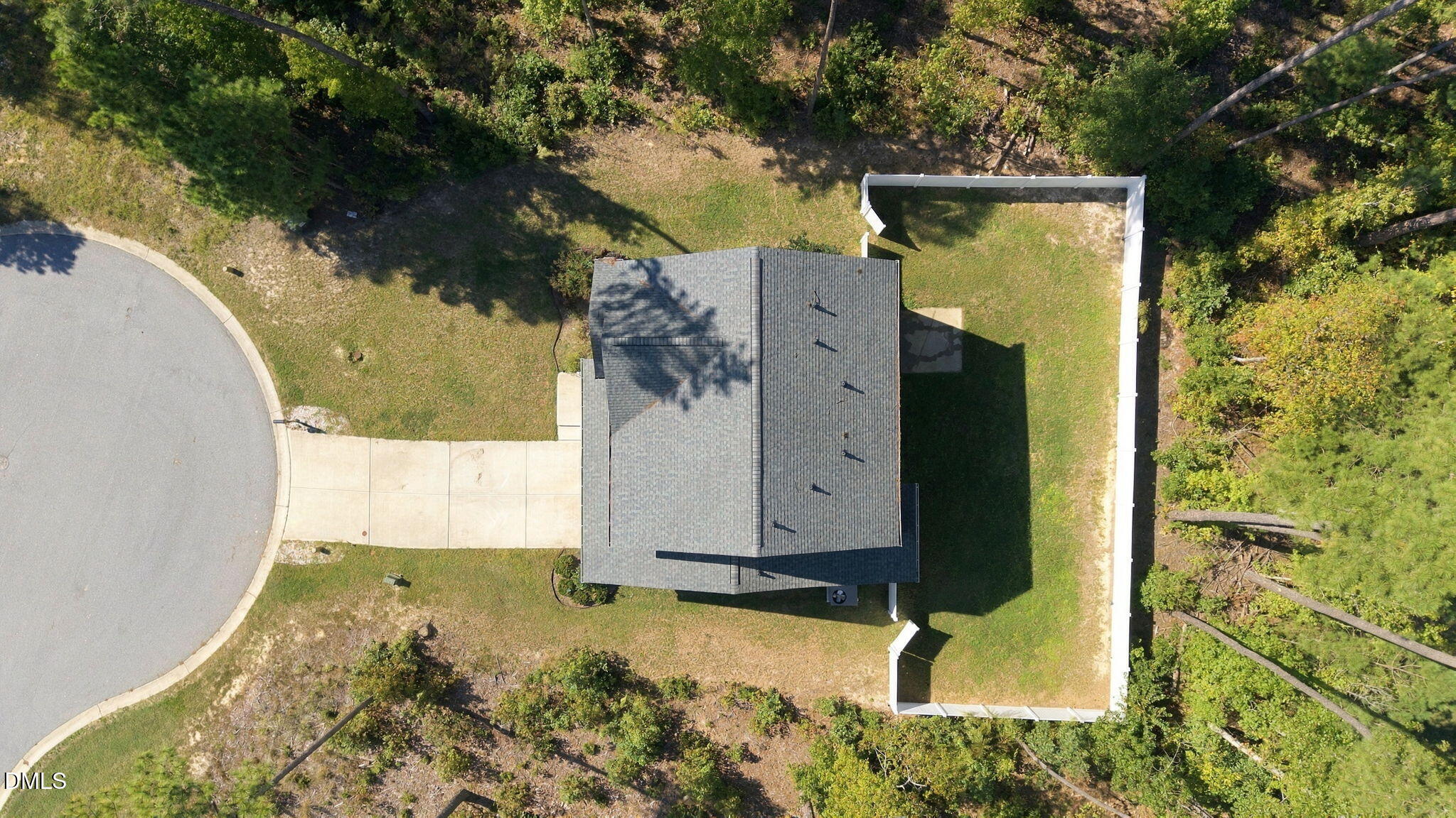 127 Ascot Property Photo 34