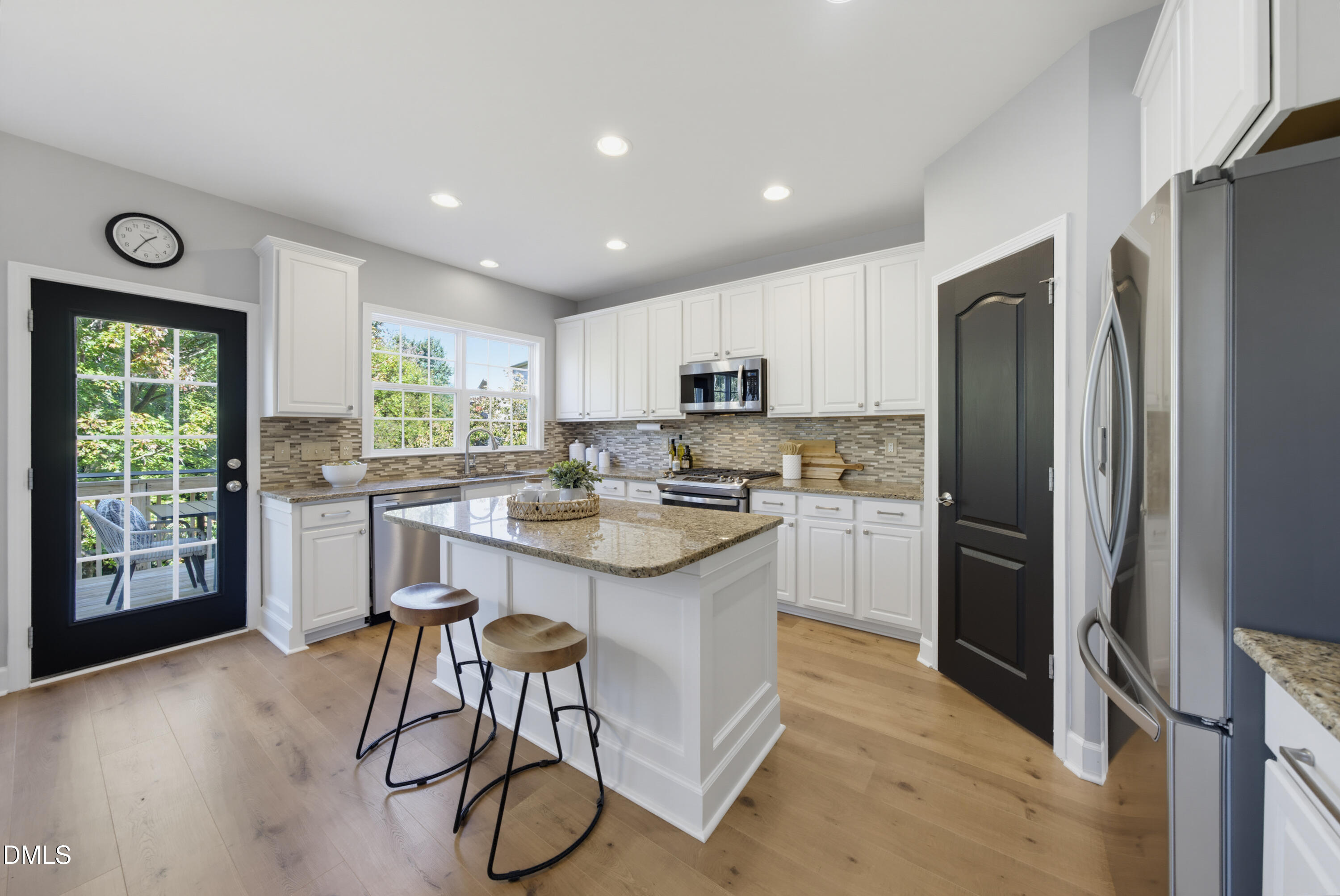 502 Siltstone Place Property Photo 14