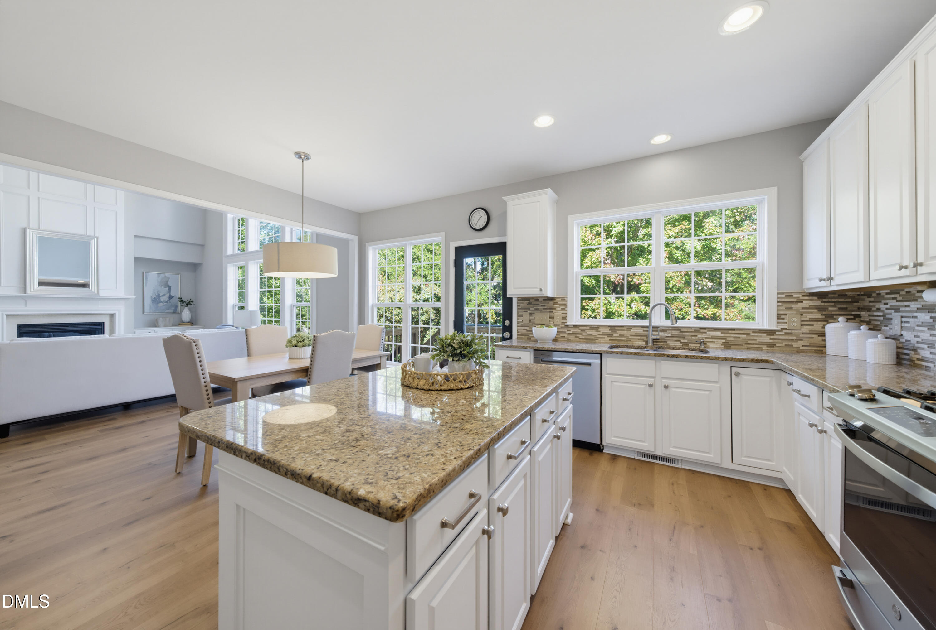 502 Siltstone Place Property Photo 16