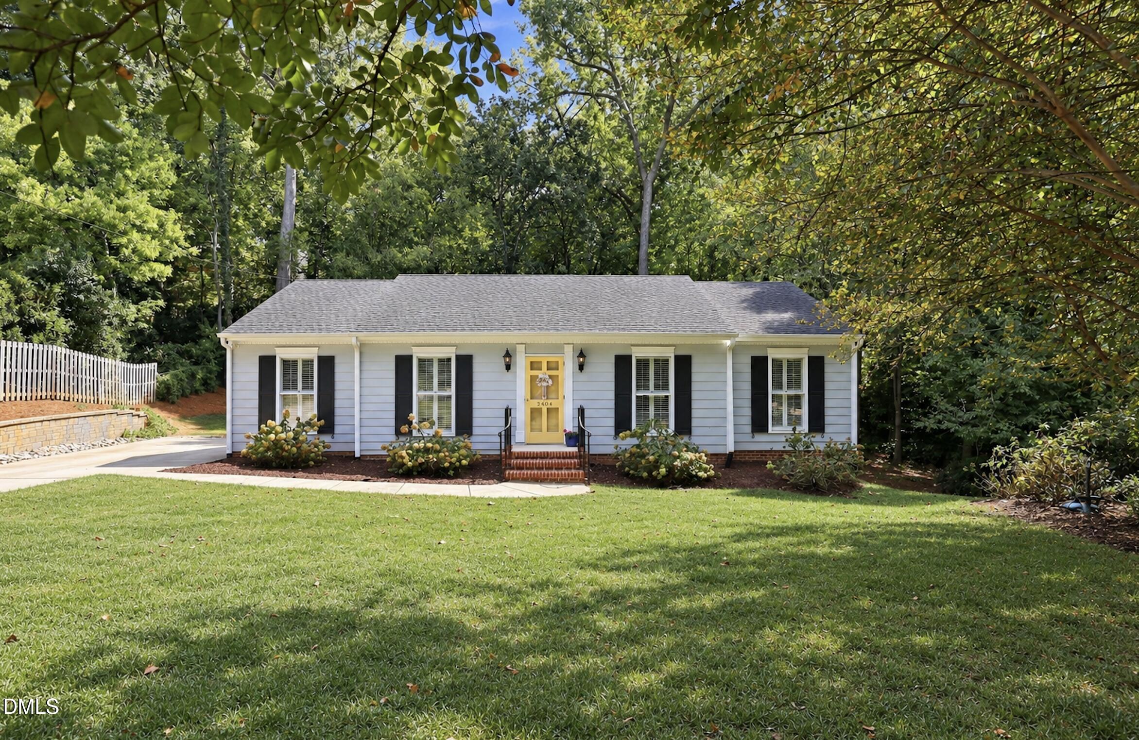 2404 Rockridge Court Property Photo 1