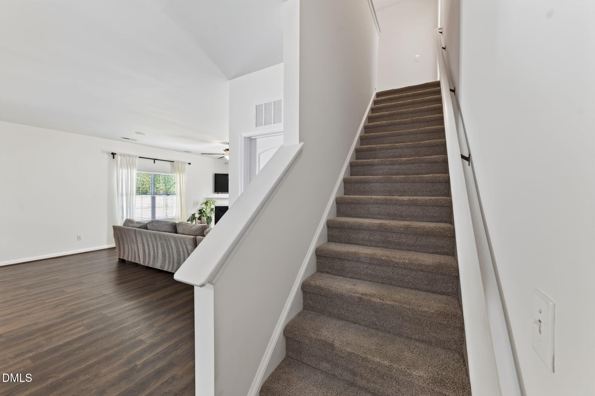 2718 Creek Bend Court Property Photo 17