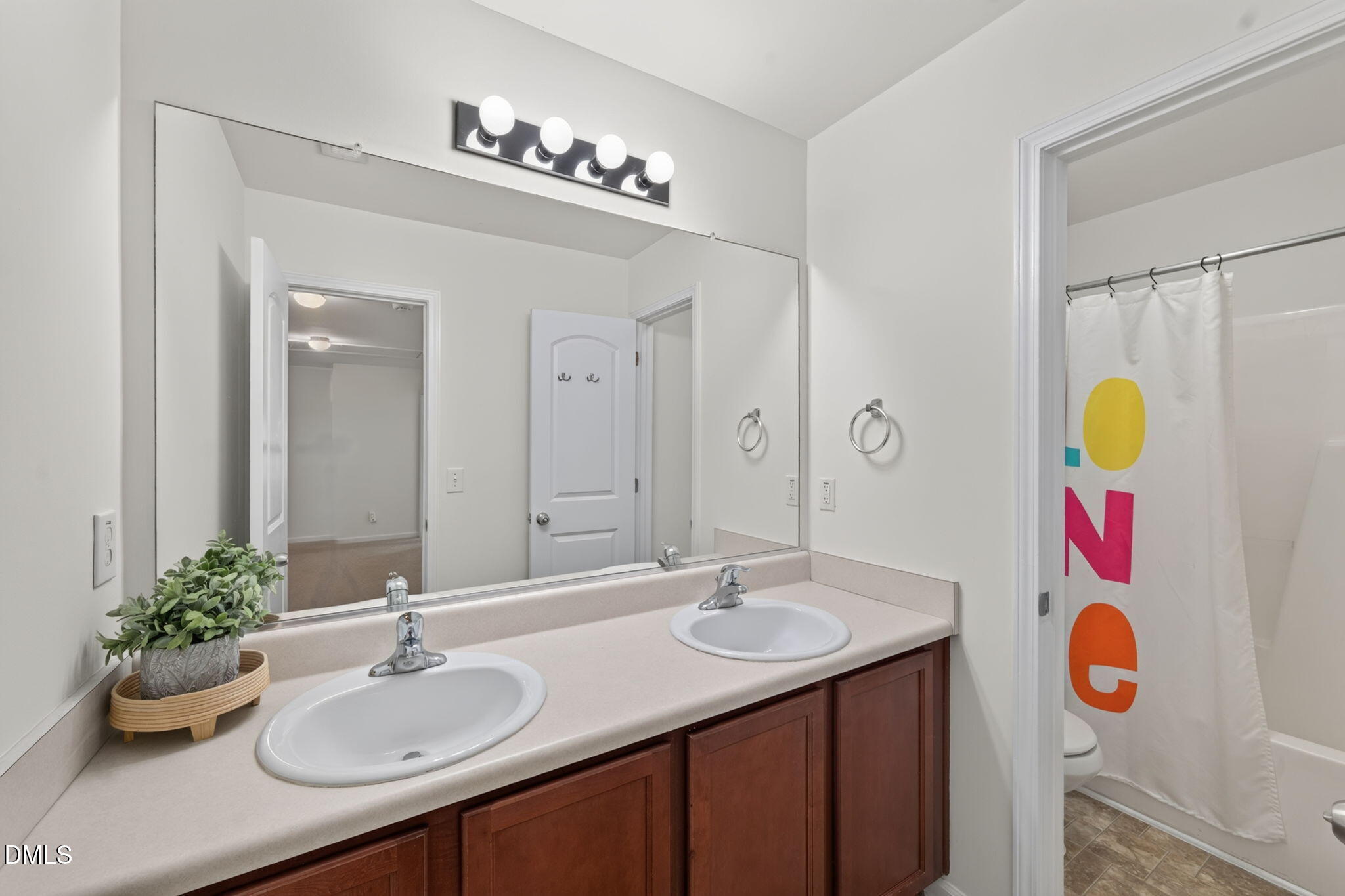 2718 Creek Bend Court Property Photo 32