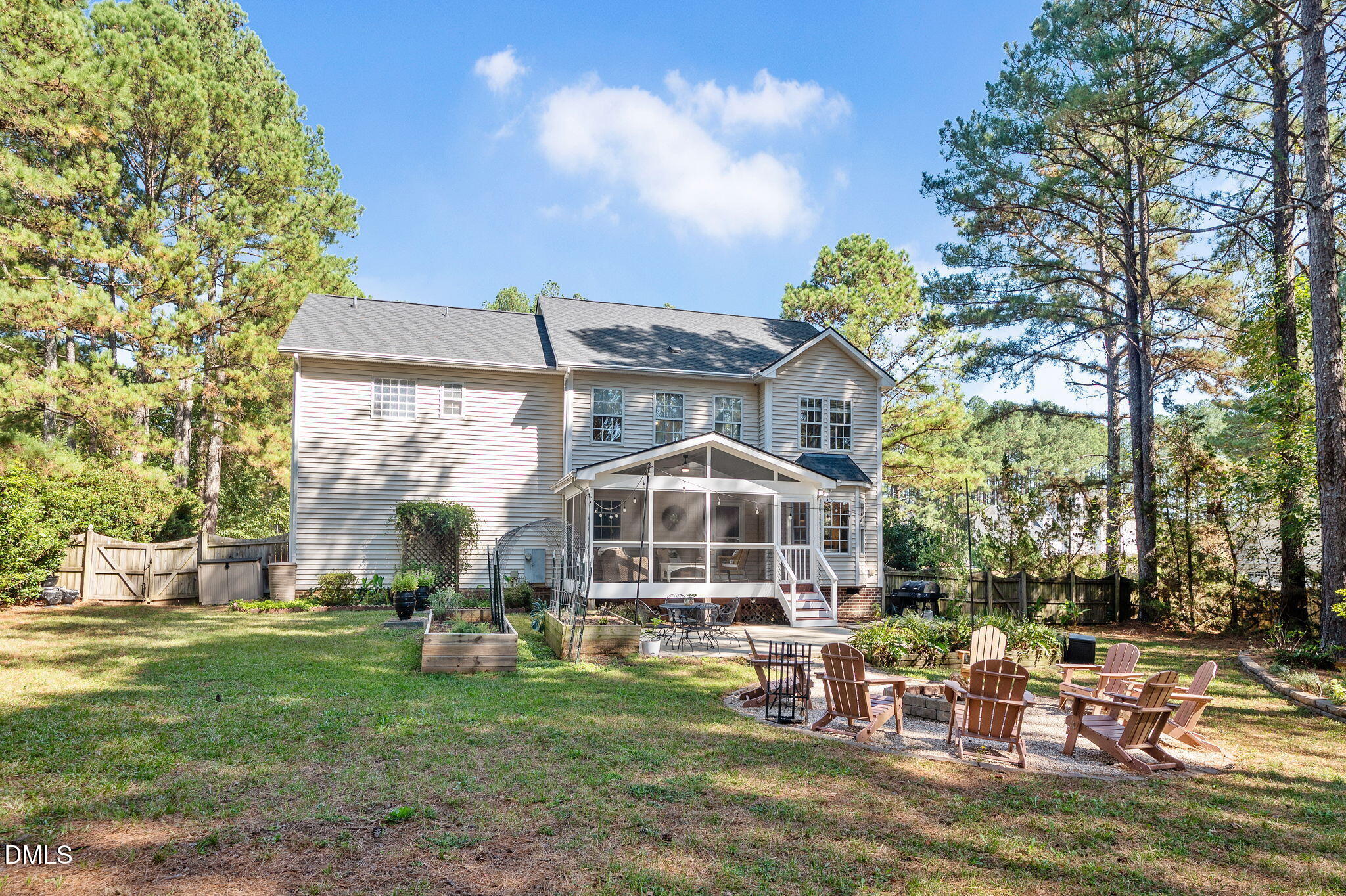 1813 Foxbrook Drive Property Photo 33