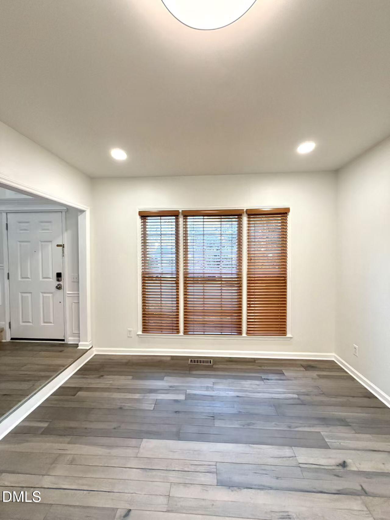 102 Pellinore Court Property Photo 30