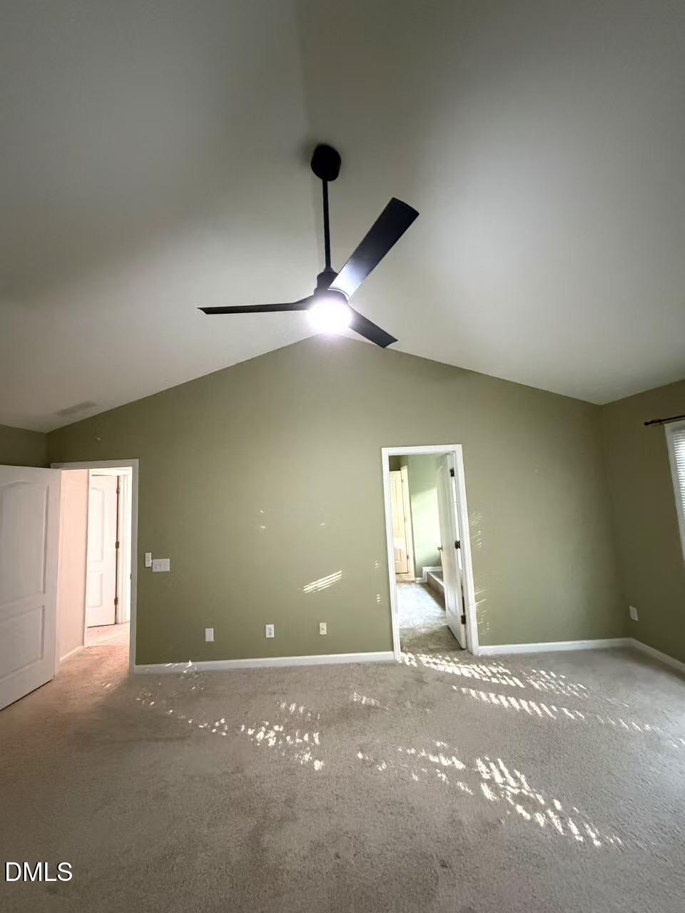 102 Pellinore Court Property Photo 37
