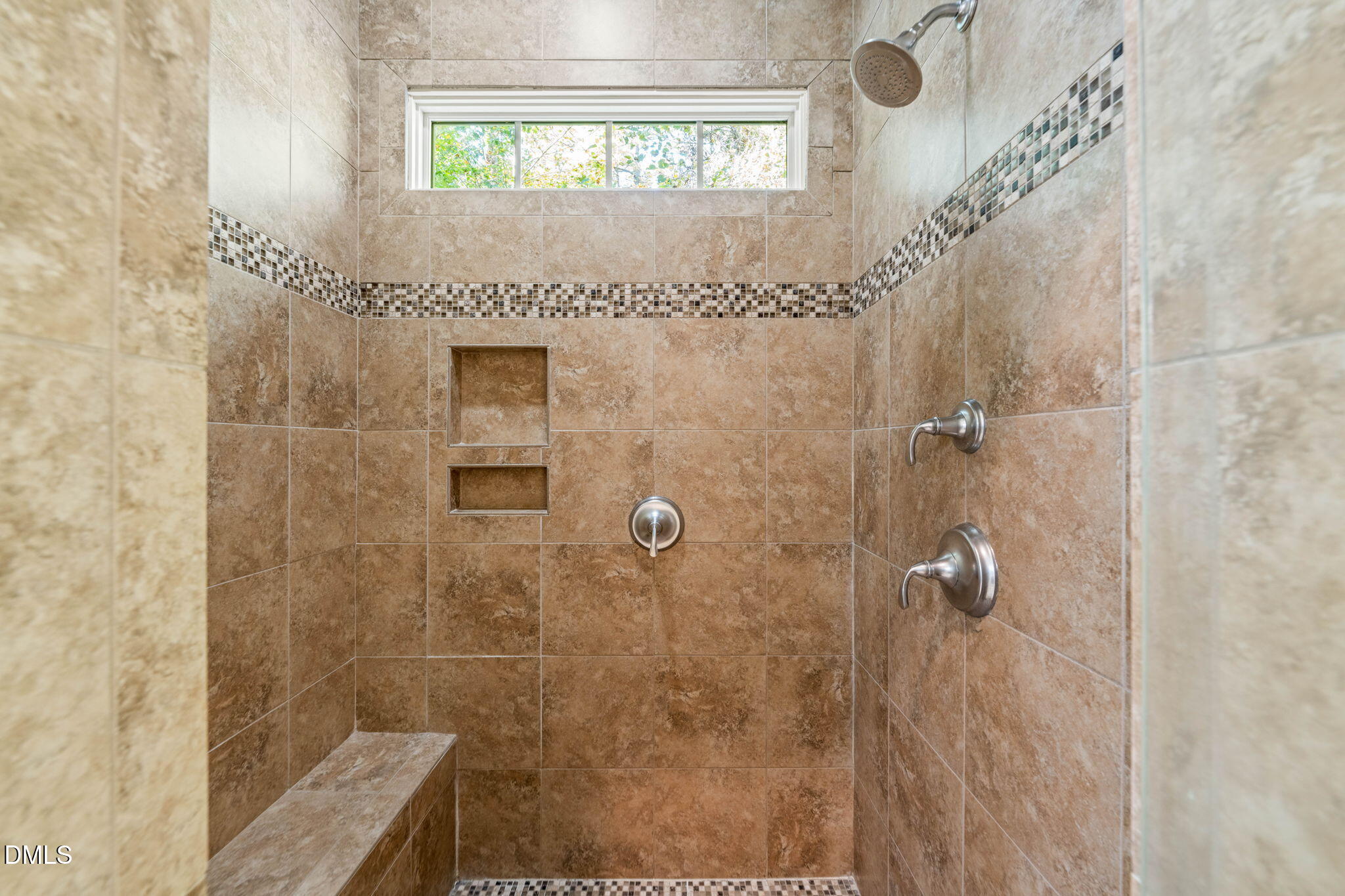 210 Crimson Oak Drive Property Photo 34