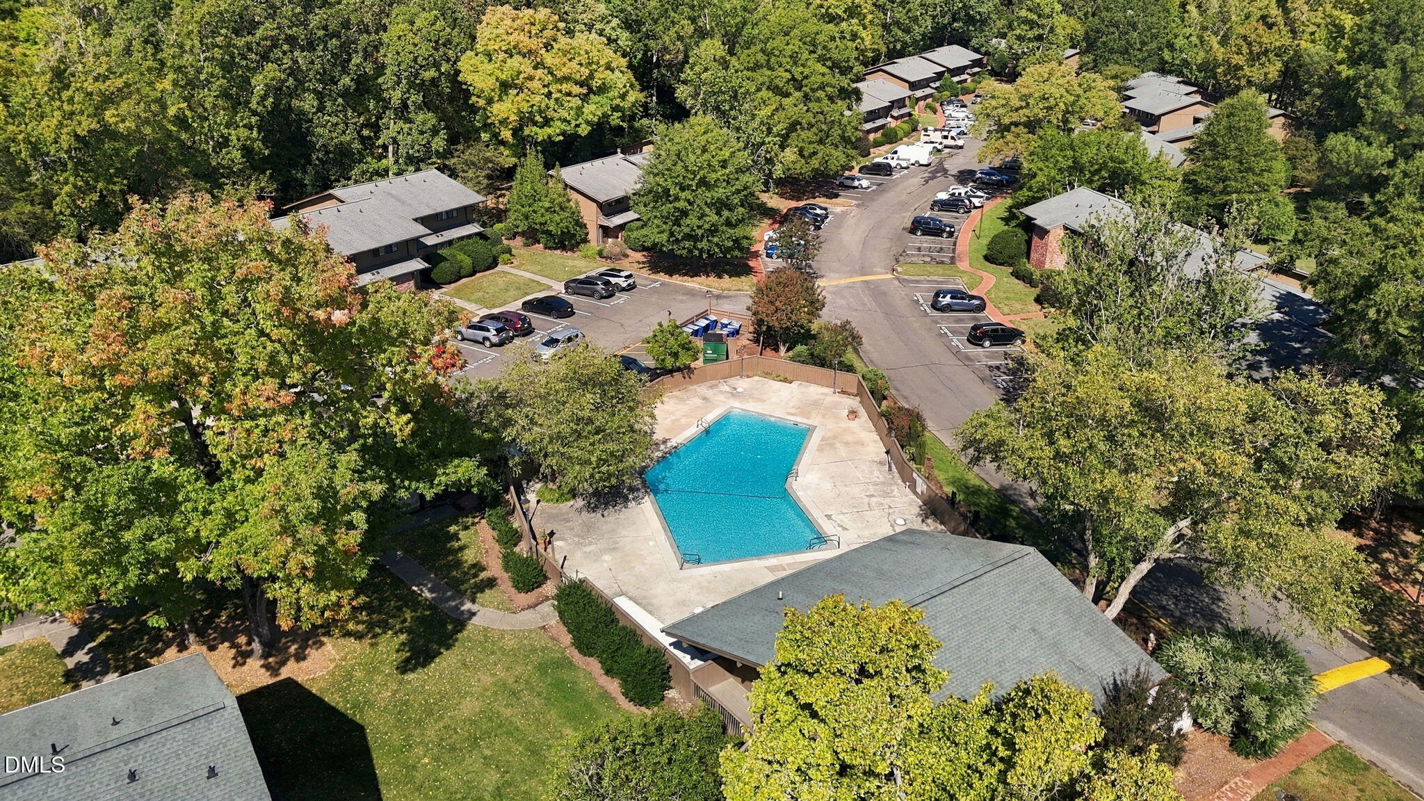305 Oak Tree Property Photo 20
