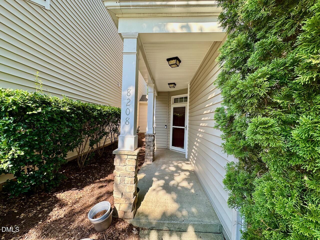 8208 Stone Cellar Drive Property Photo 2