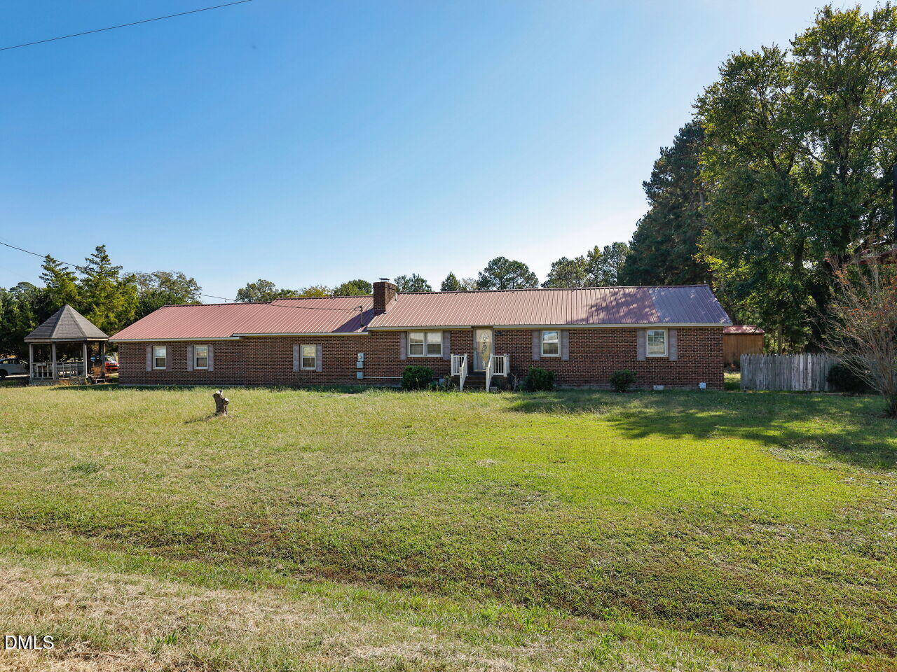 389 Turnage Barefoot Lane Property Photo 3