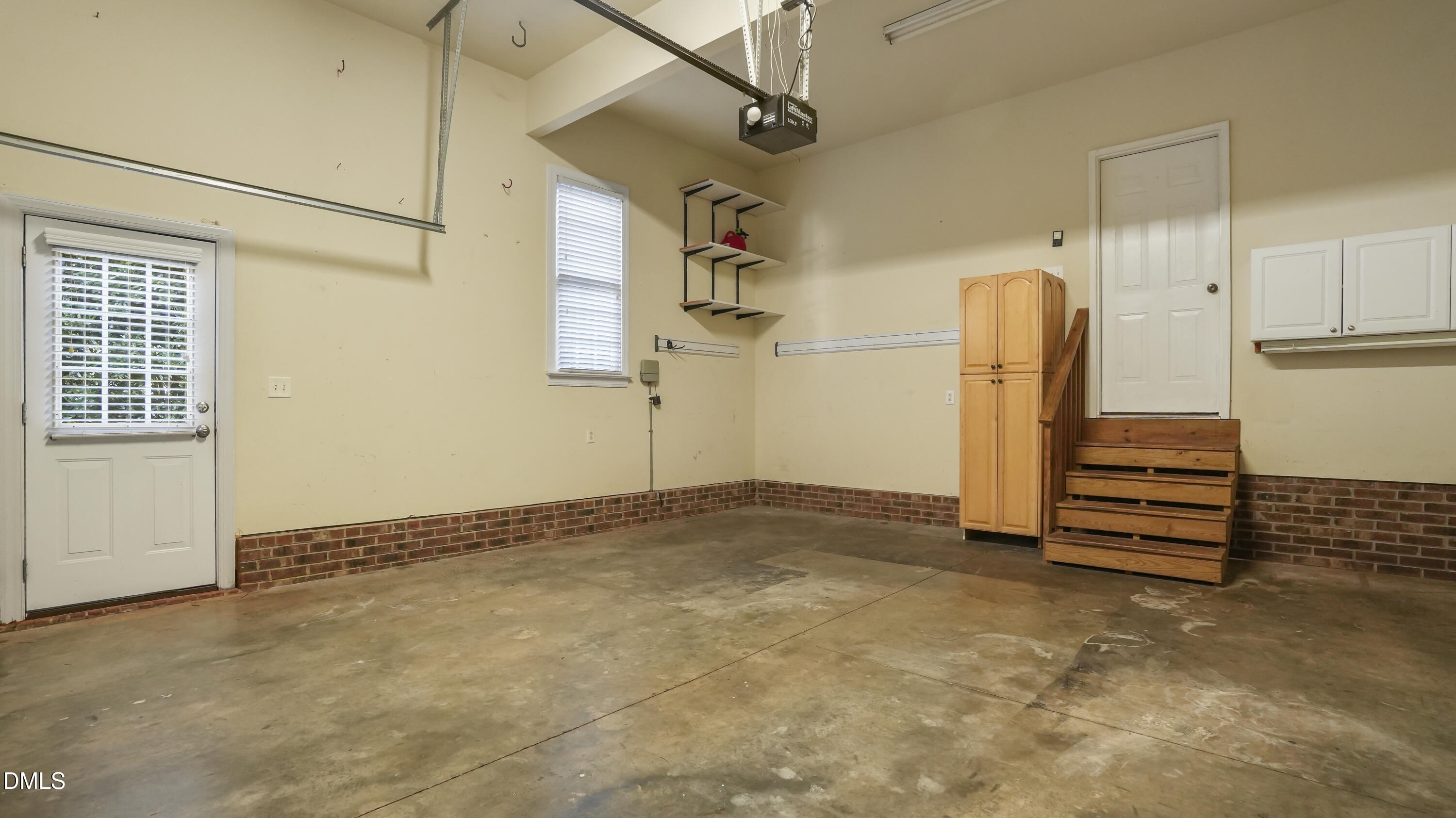 205 Saranac Ridge Drive Property Photo 29