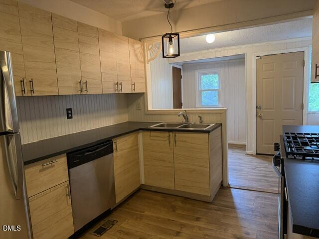 803 Eva Street Property Photo 79
